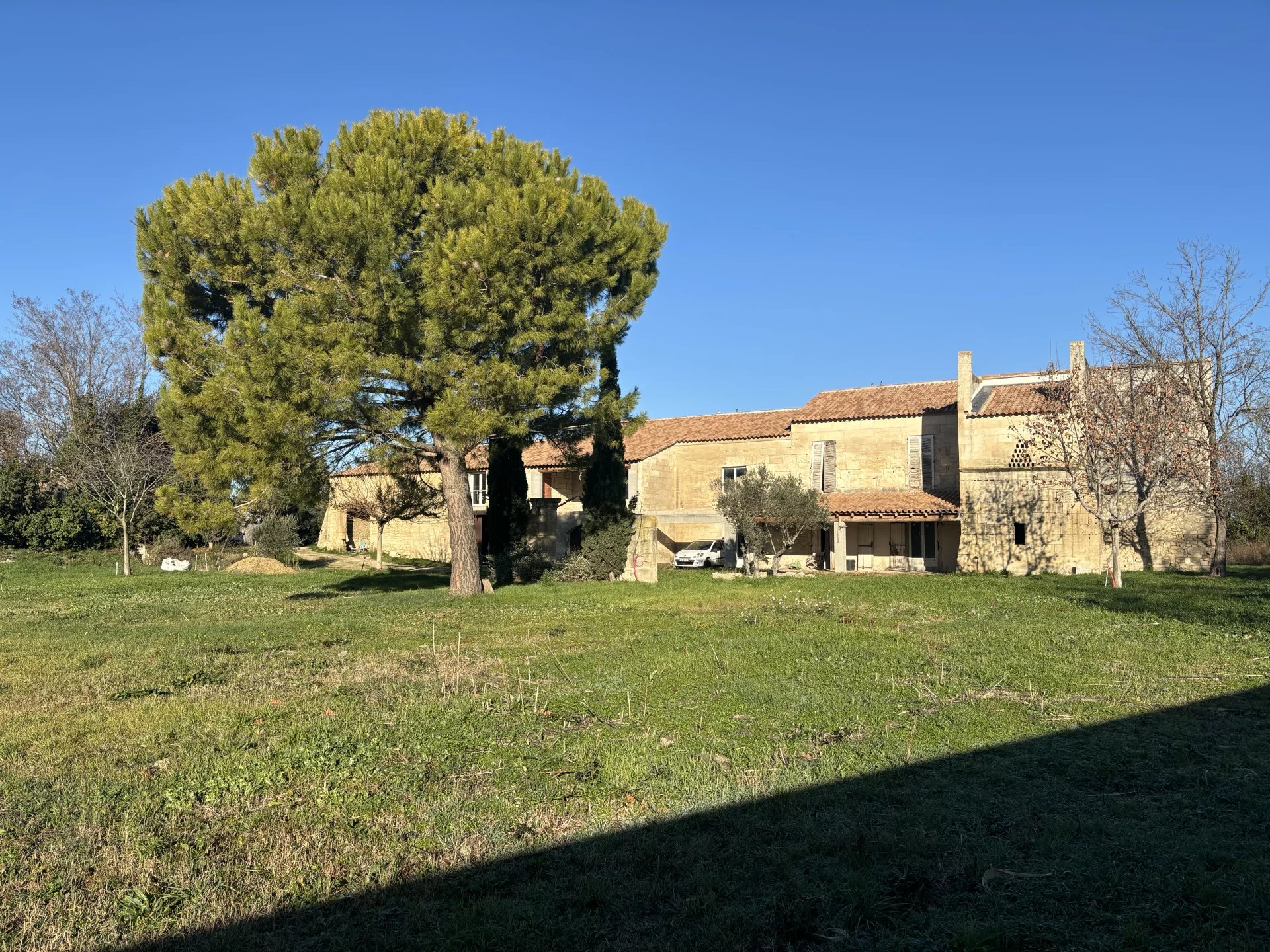 Agence immobilière de Leonis Immobilier Pays d'Arles