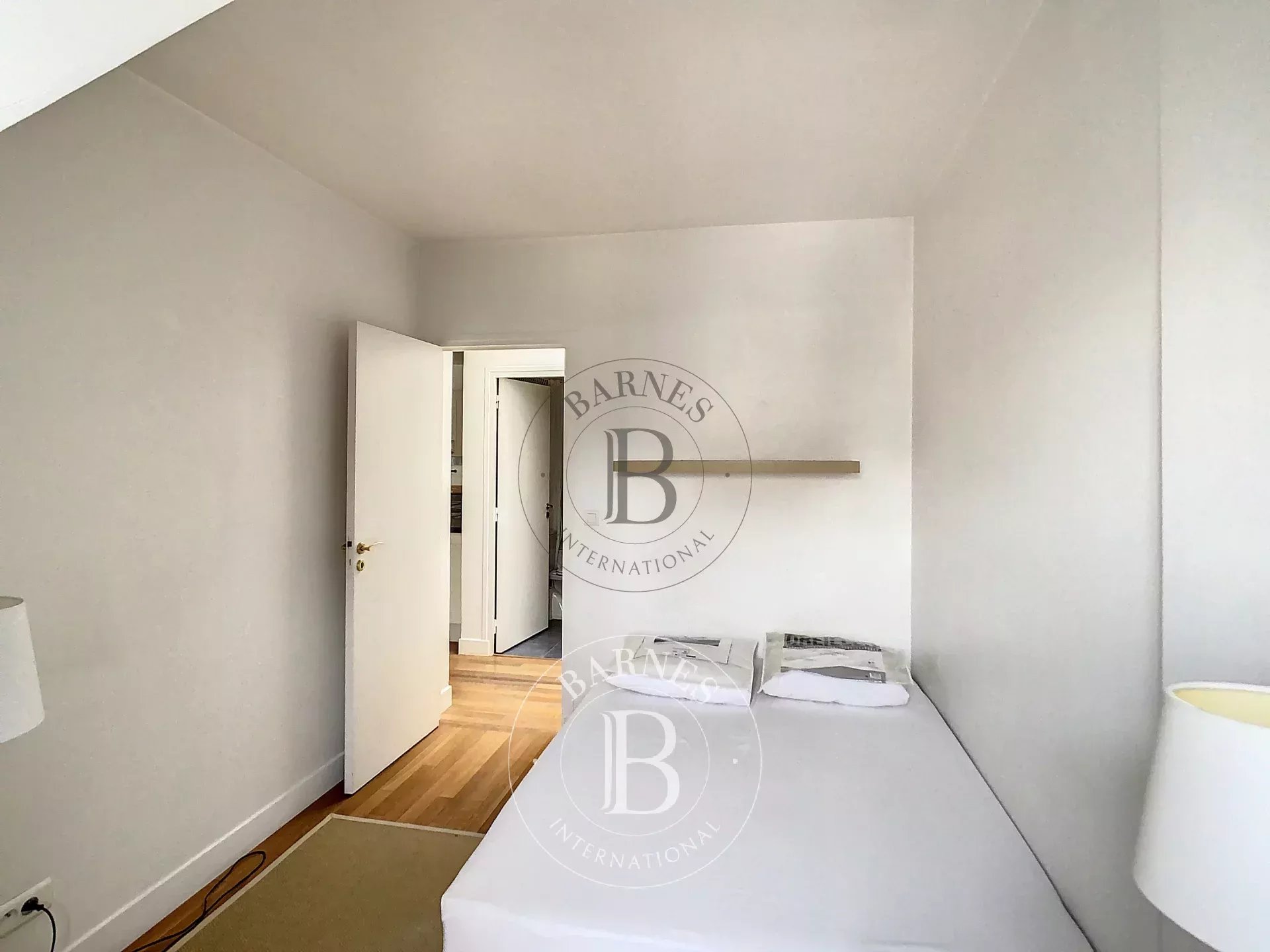 Daire Paris 8ème - picture 9