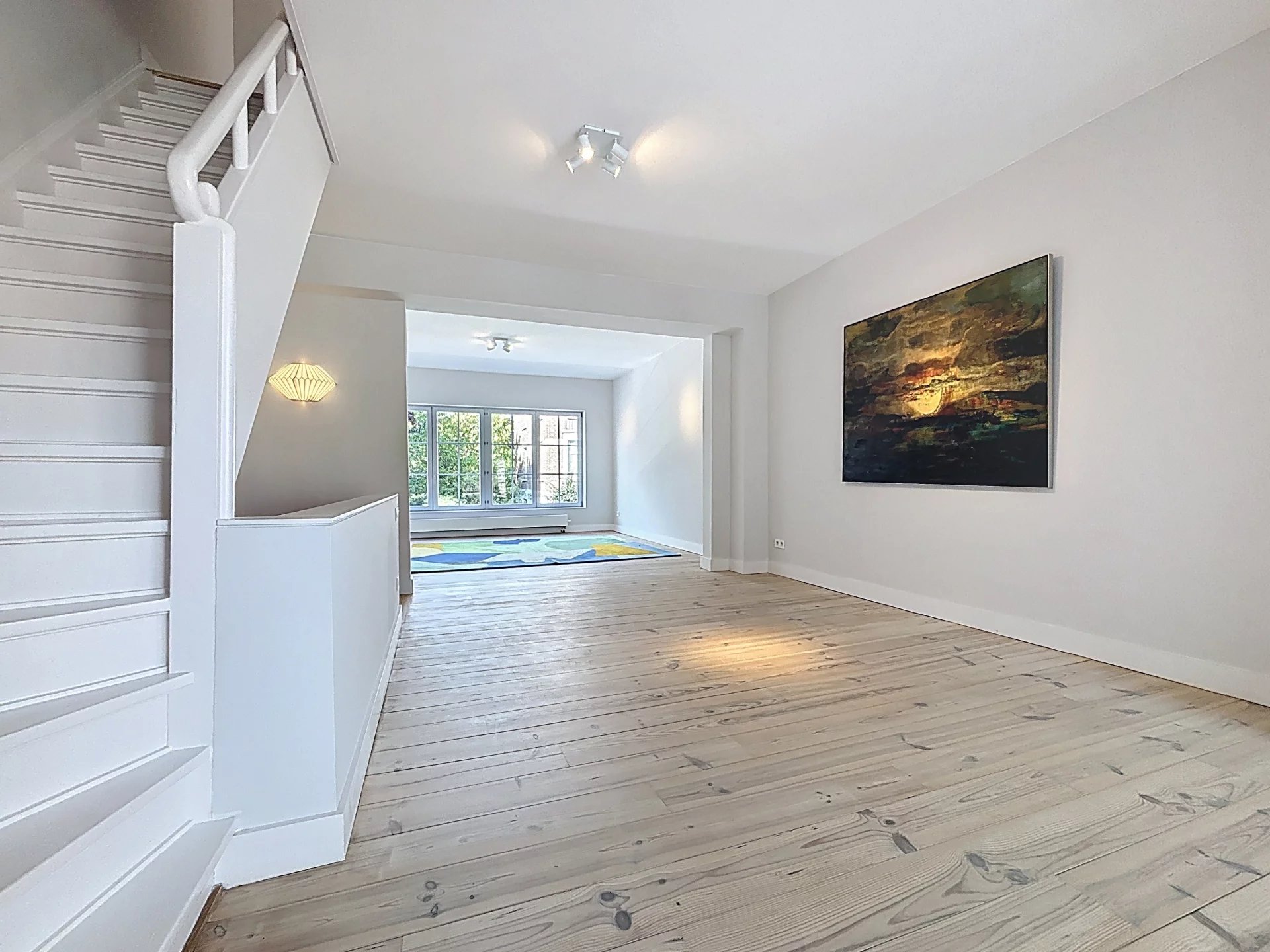 Appartement de caractère rénové de 125 m2 deux chambres terrasse