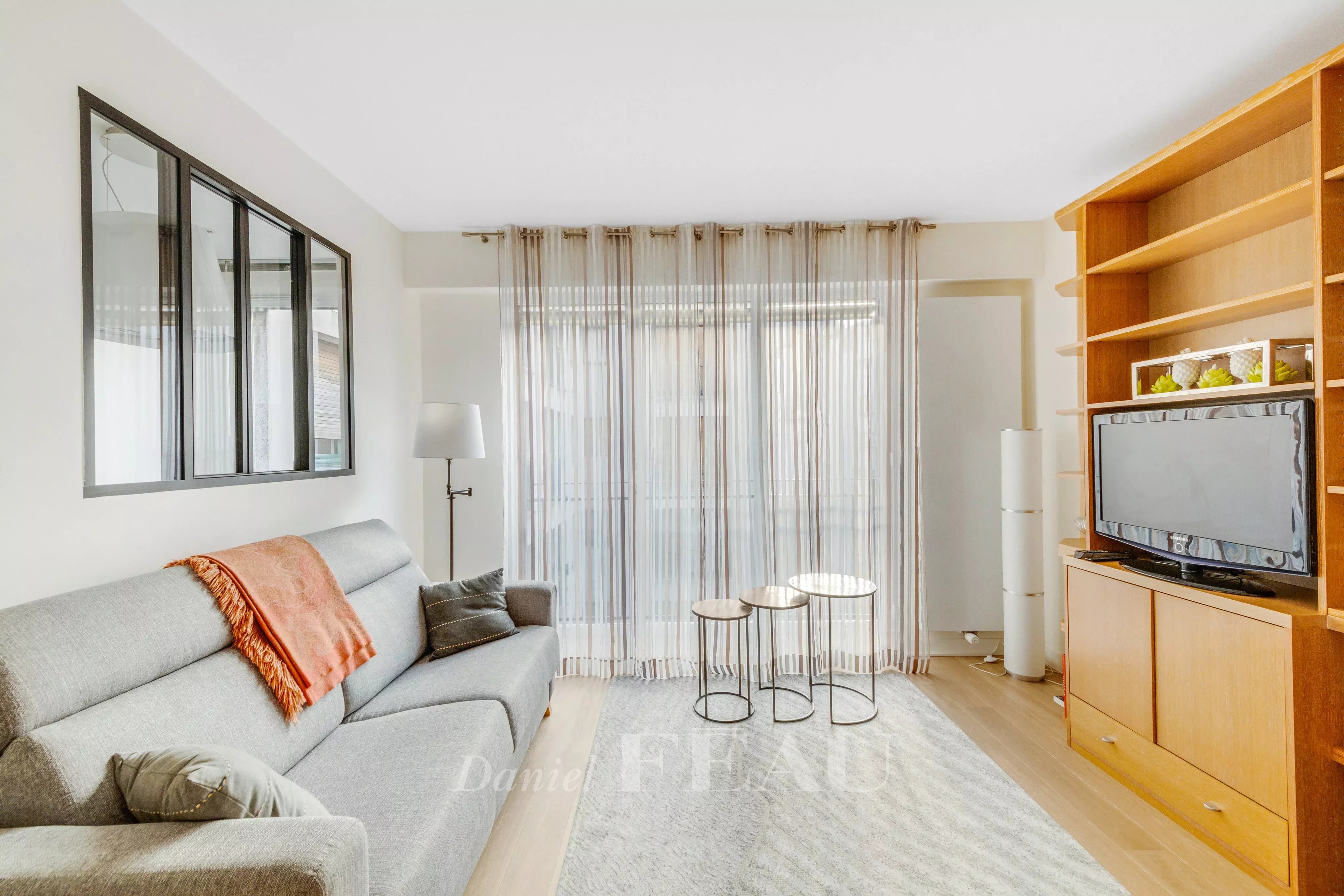Living-room Wooden floor