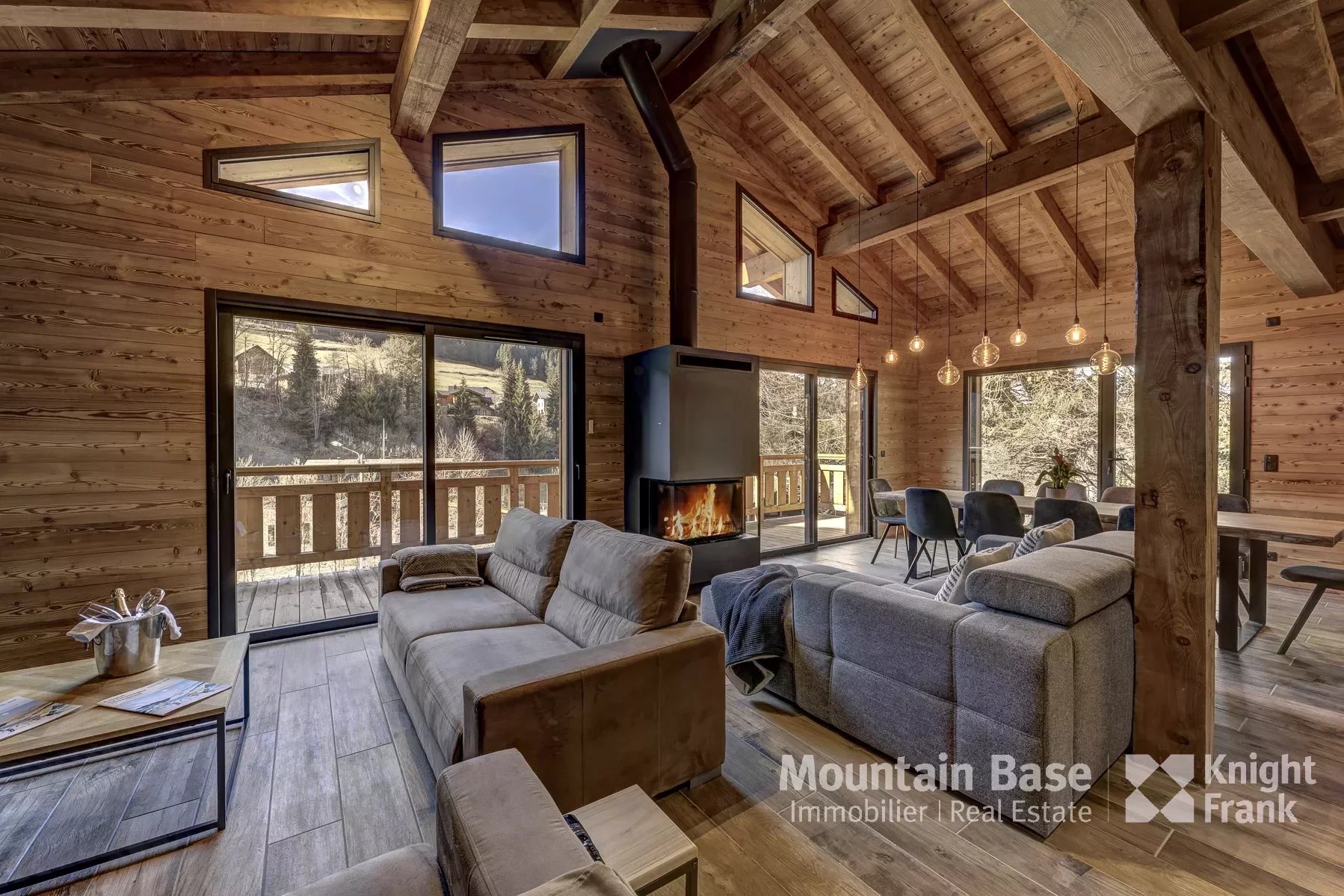 New 4 bedroom semi-detached chalet with mountain views in Morzine Accommodation in Chamonix