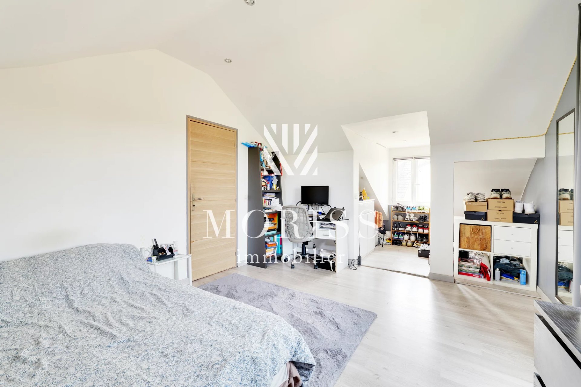 Champigny-sur-Marne - Maison de 4 pièces de 100m² - Image Array