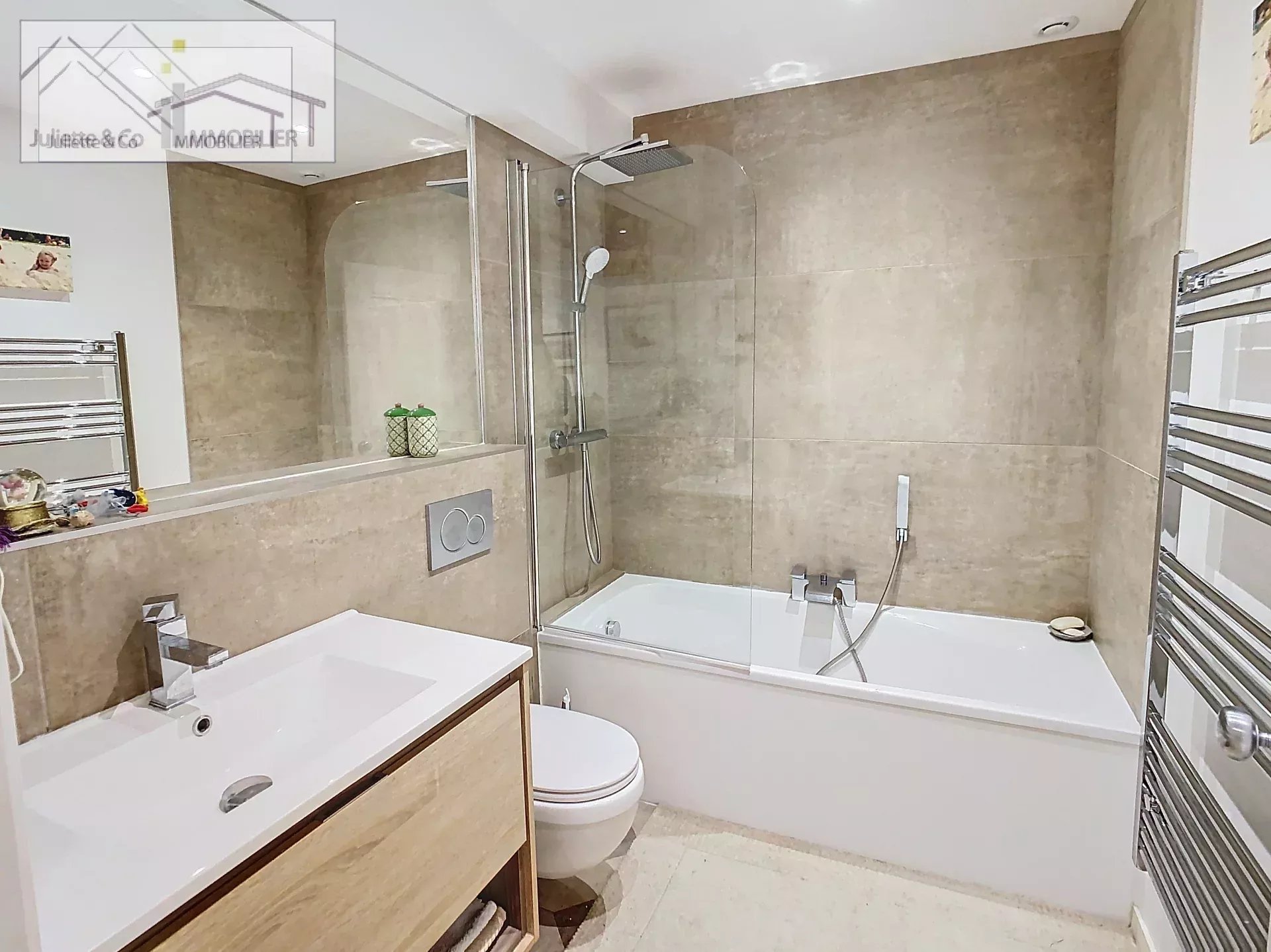Photo of 4 bedroom for sale in center with garden