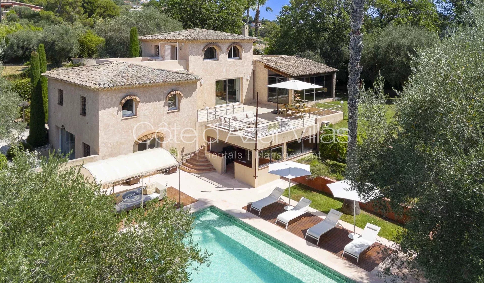 Agence immobilière de 