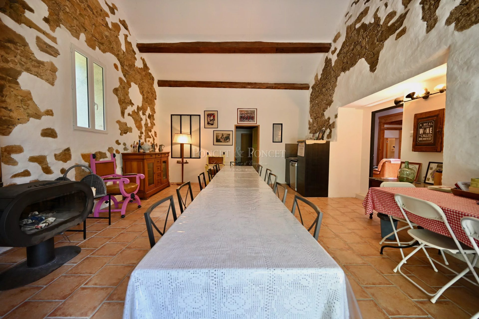 10 Bedroom Villa/Townhouse's Image 16