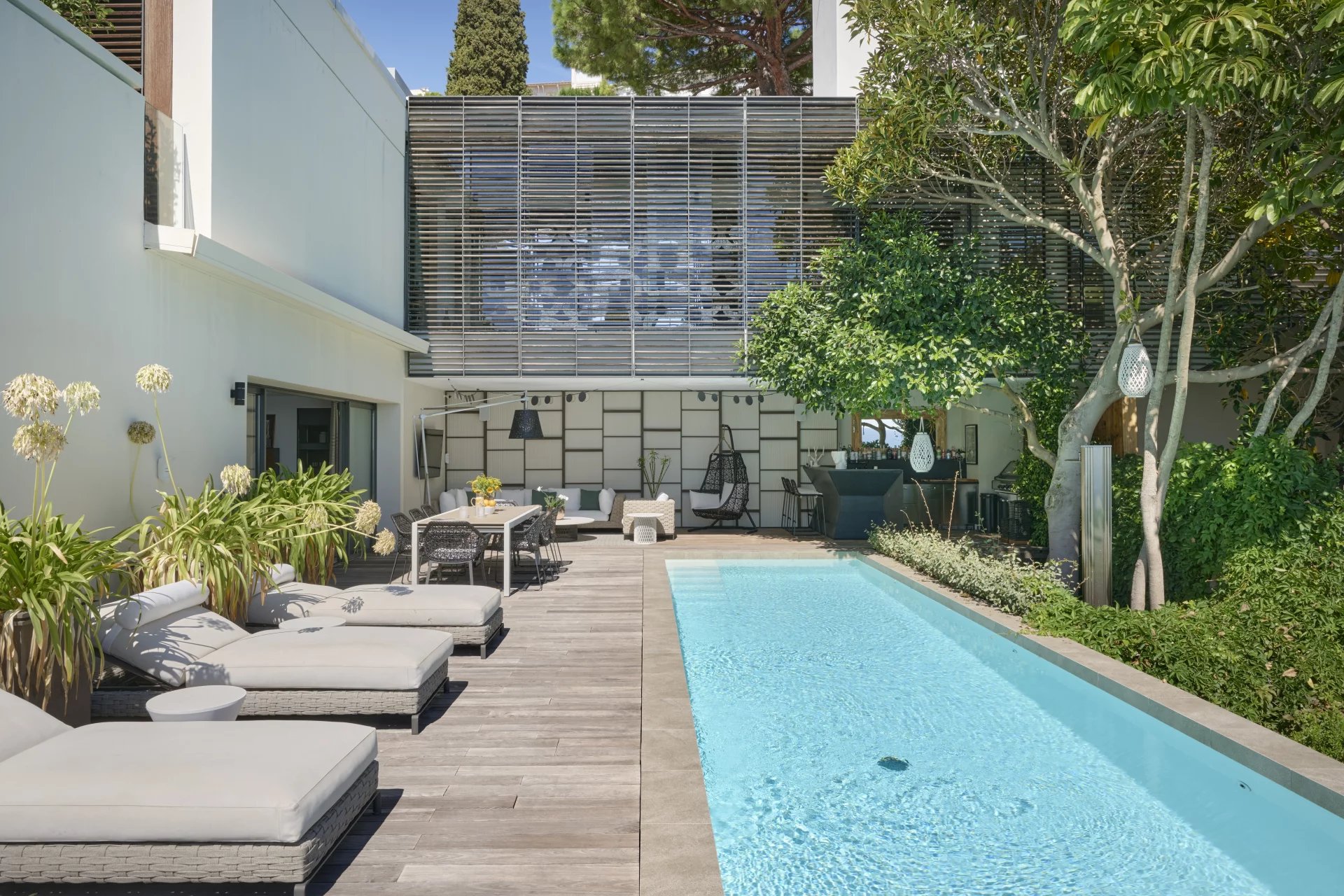 Villa-Appartement pieds dans l'eau