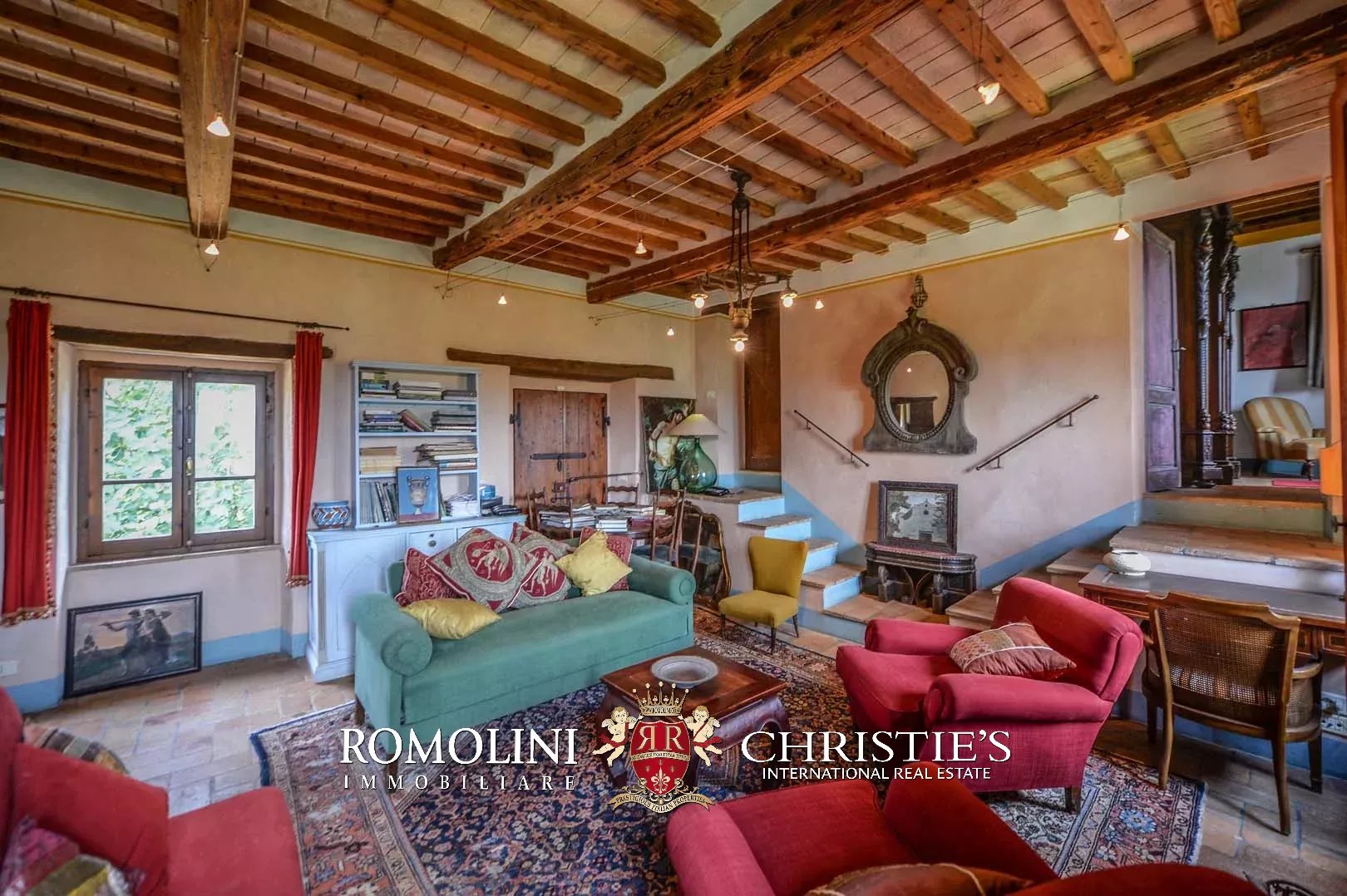 6 Bedroom Villa/Townhouse's Image 35