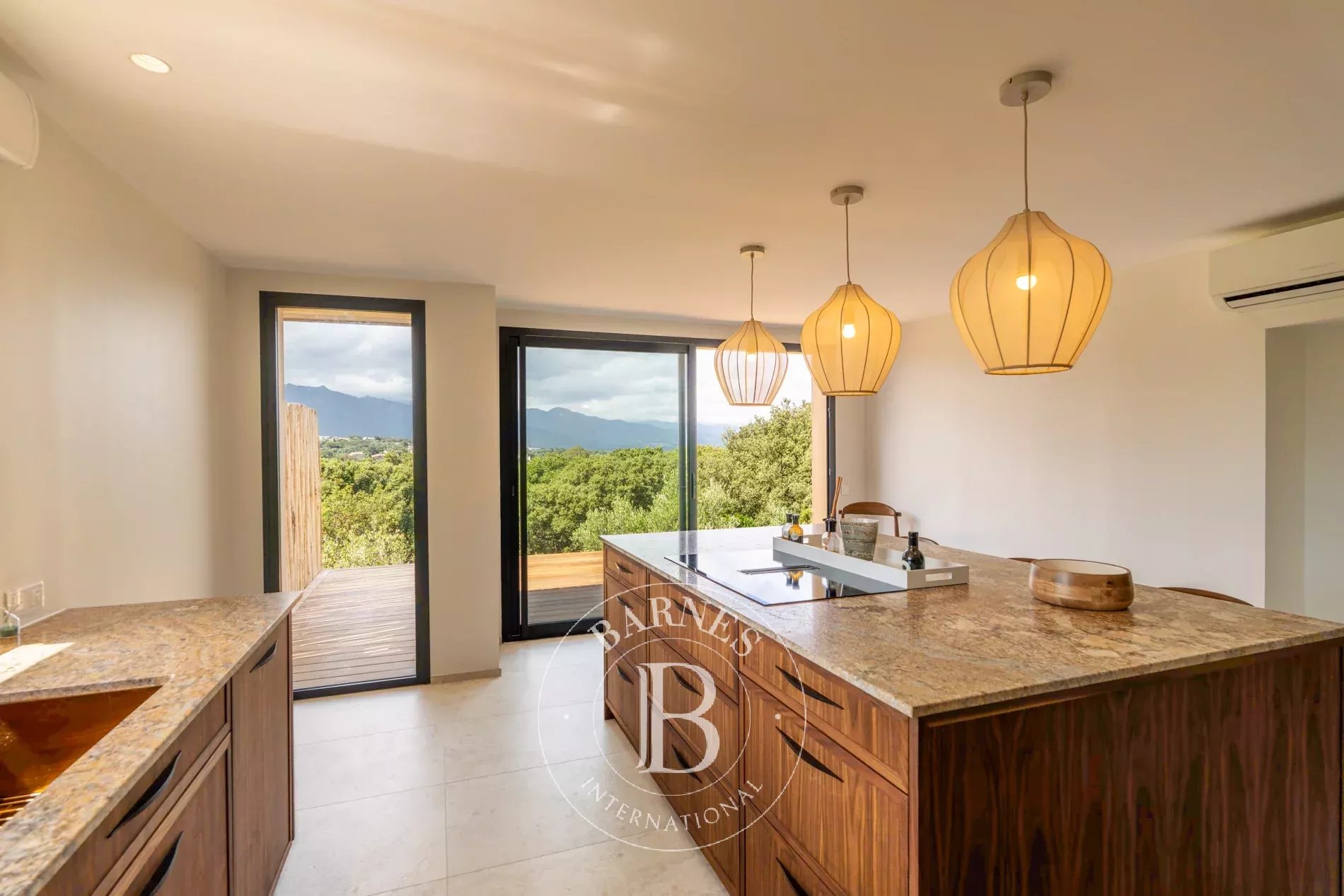 Villa Porto-Vecchio - picture 7 title=