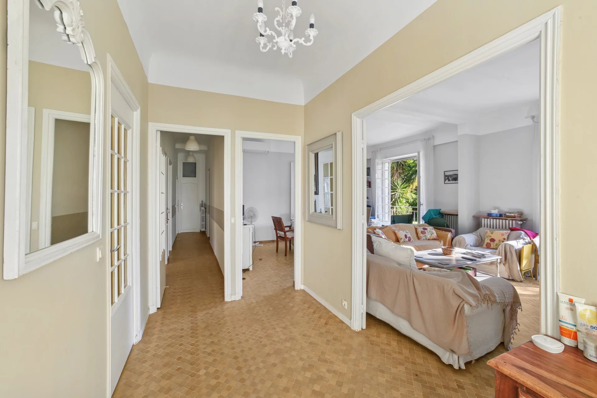 Villa med godkänt bygglov nära stranden i Saint-Jean-Cap-Ferrat