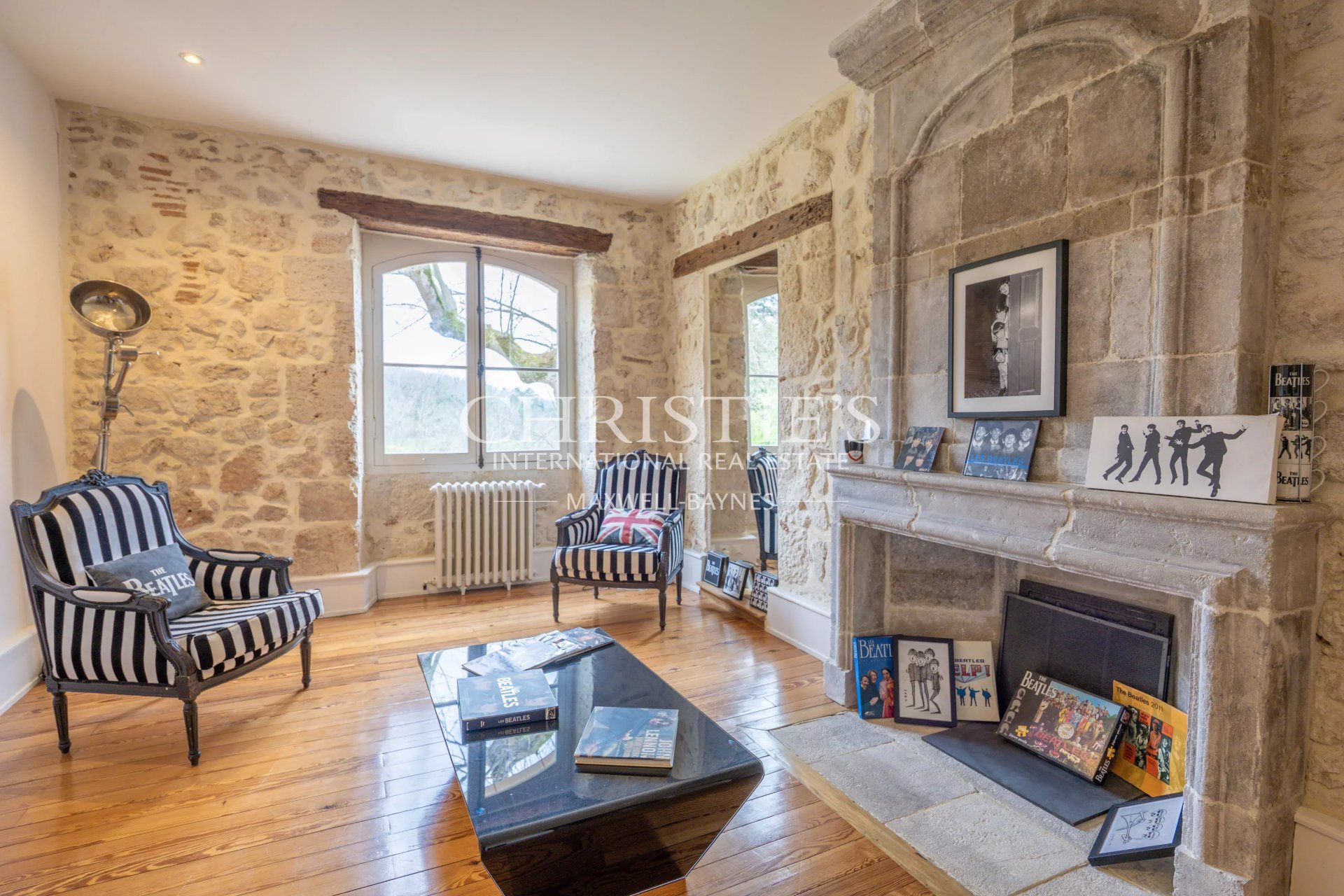 9 Bedroom Chateau's Image 18