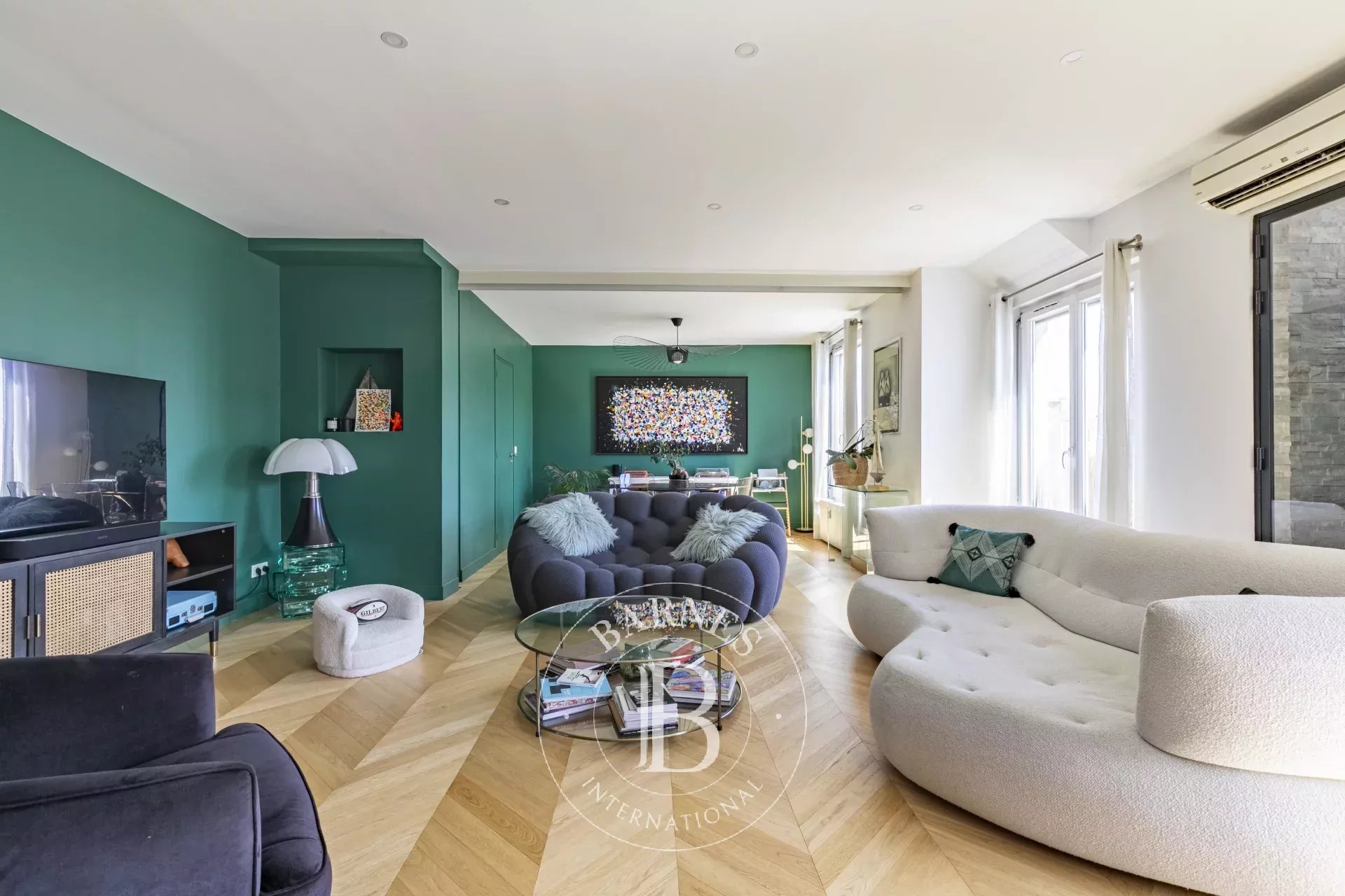 Paris  - Apartment 3 Bedrooms - picture 9
