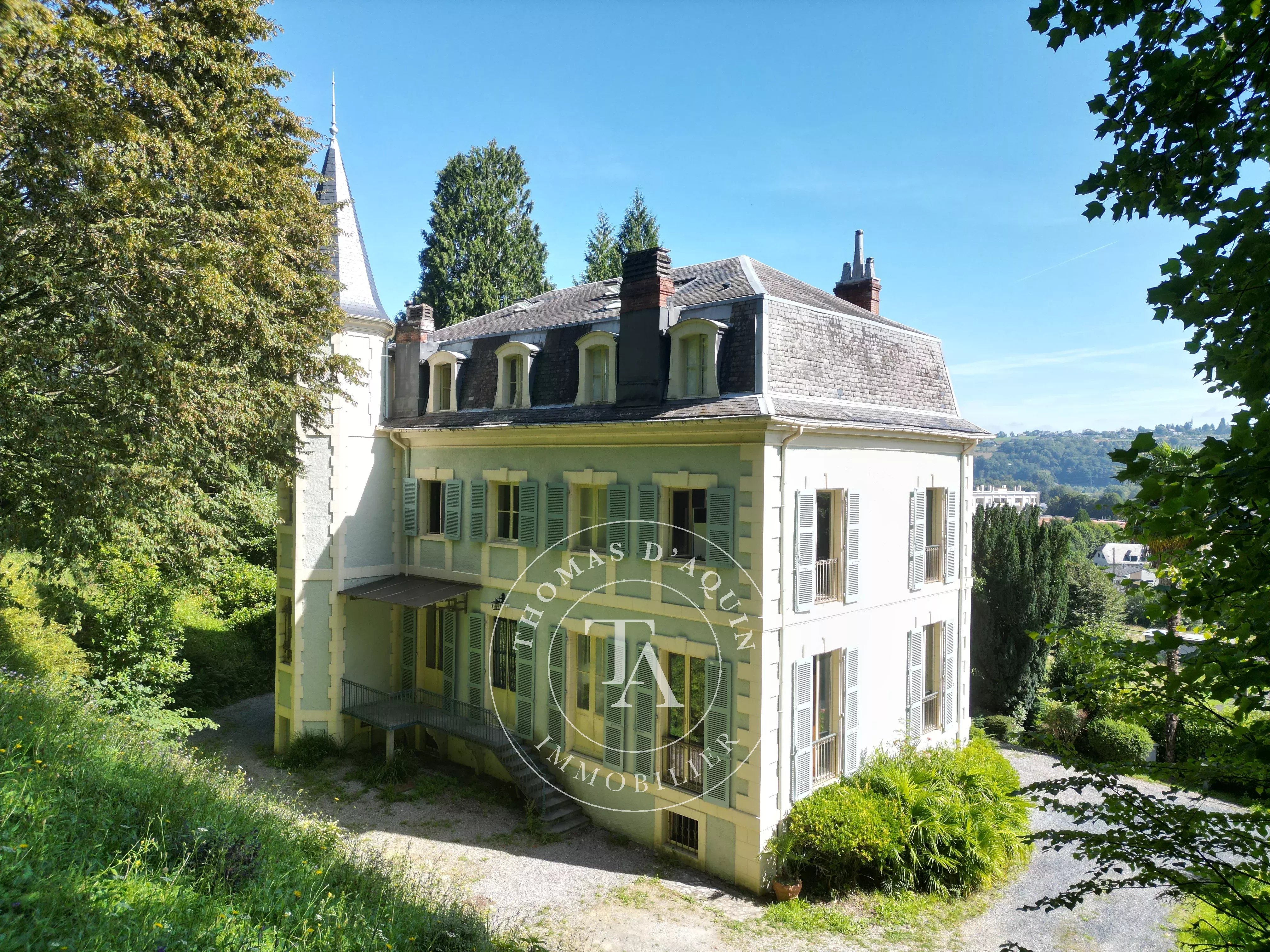 PYRÉNÉES