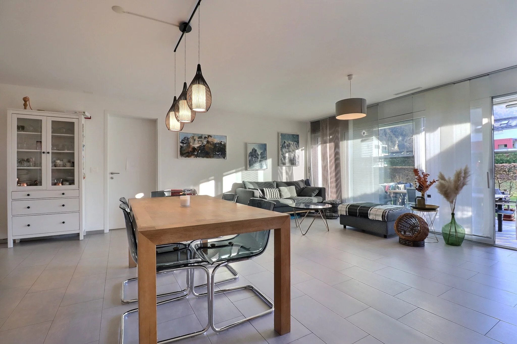 Élégant appartement 5.5 pièces avec jardin et terrasse
