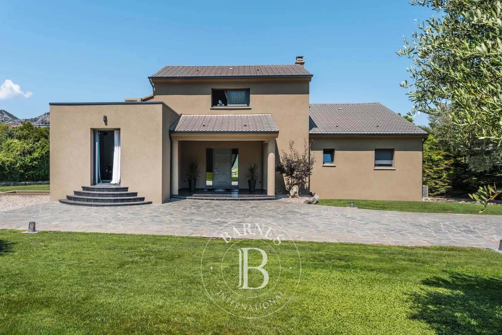 Patrimonio, architect-designed villa, 4 bedrooms, near the beach - picture 20