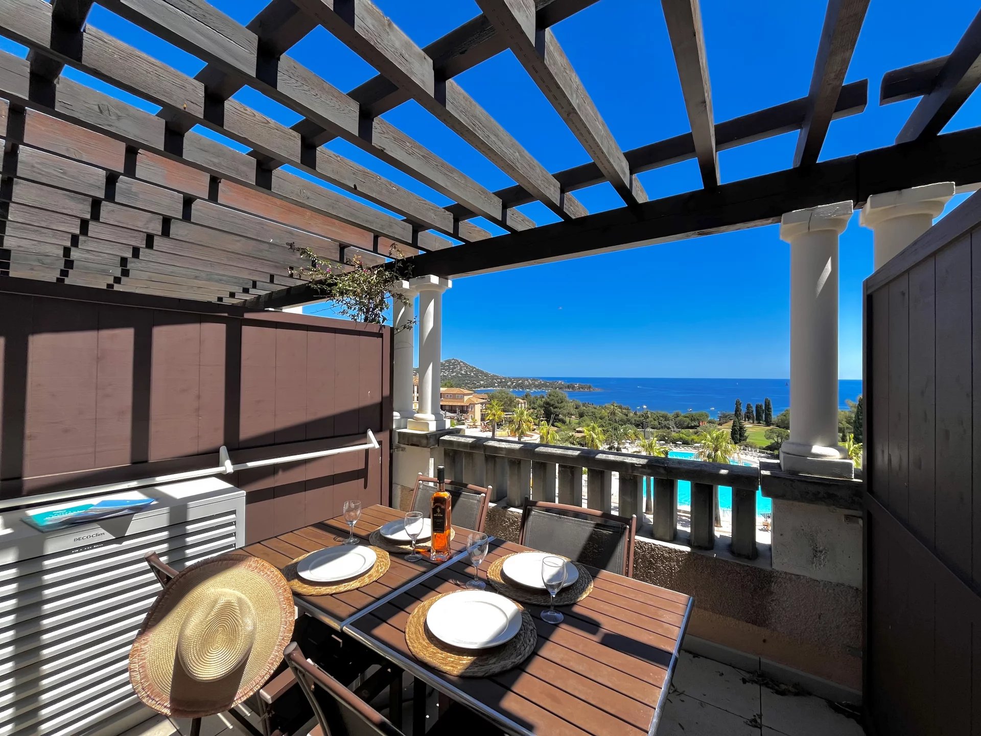 AGAY CAP ESTEREL – Superb 3-room duplex apartment with panoramic sea views