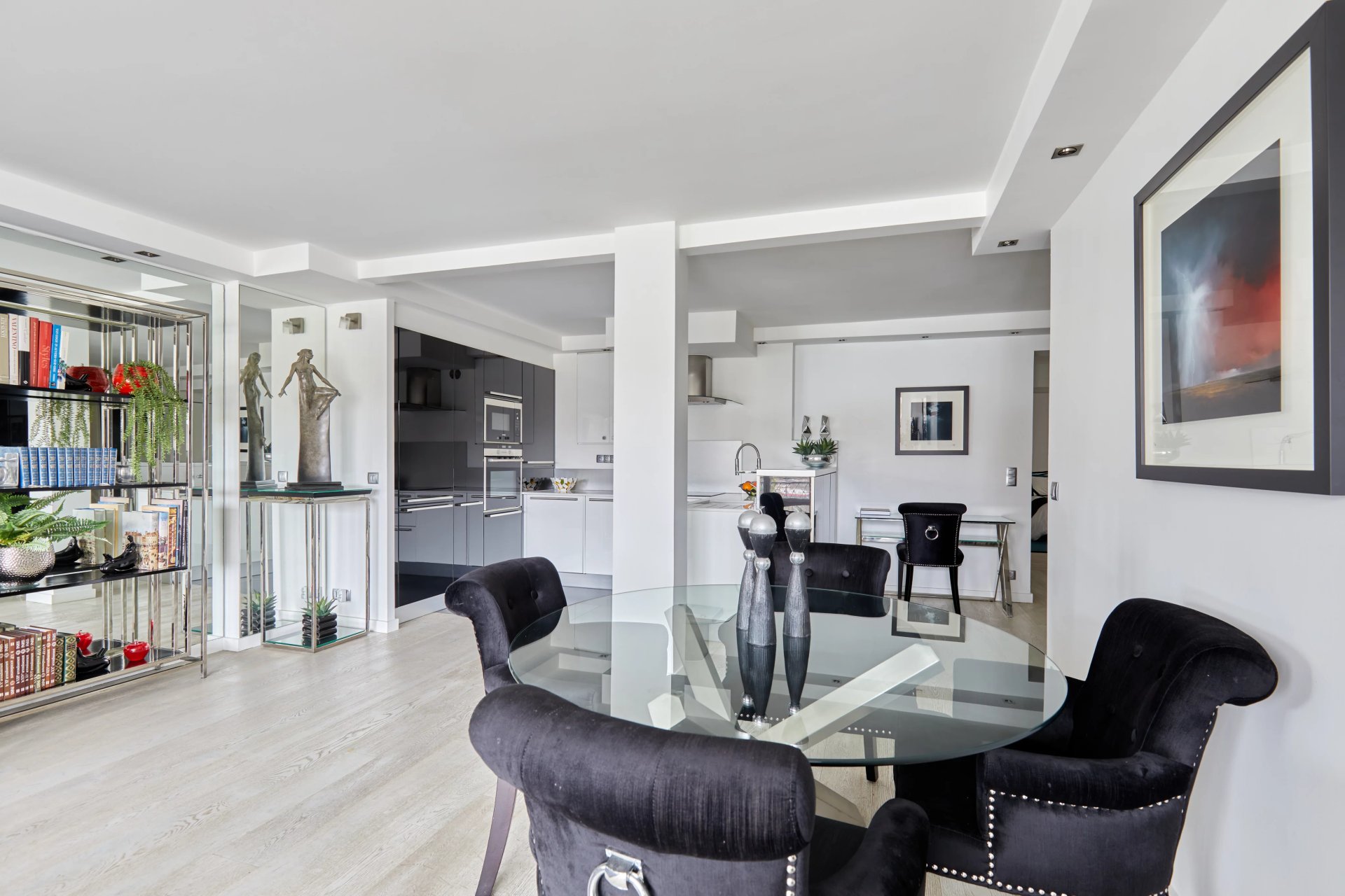 2 Bedroom Apartment/Flat's Image 5