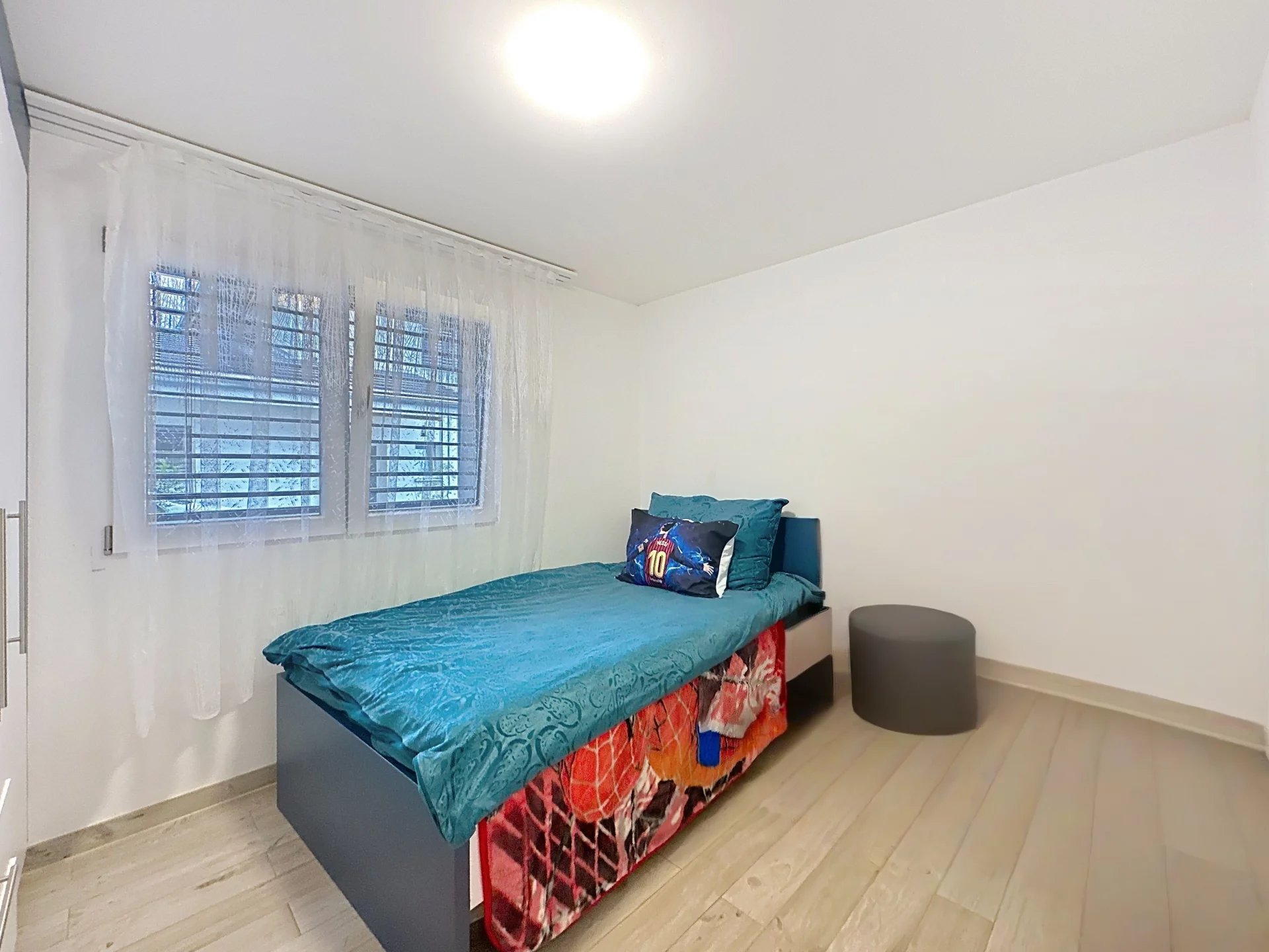 Villa de deux appartements 4.5 pièces