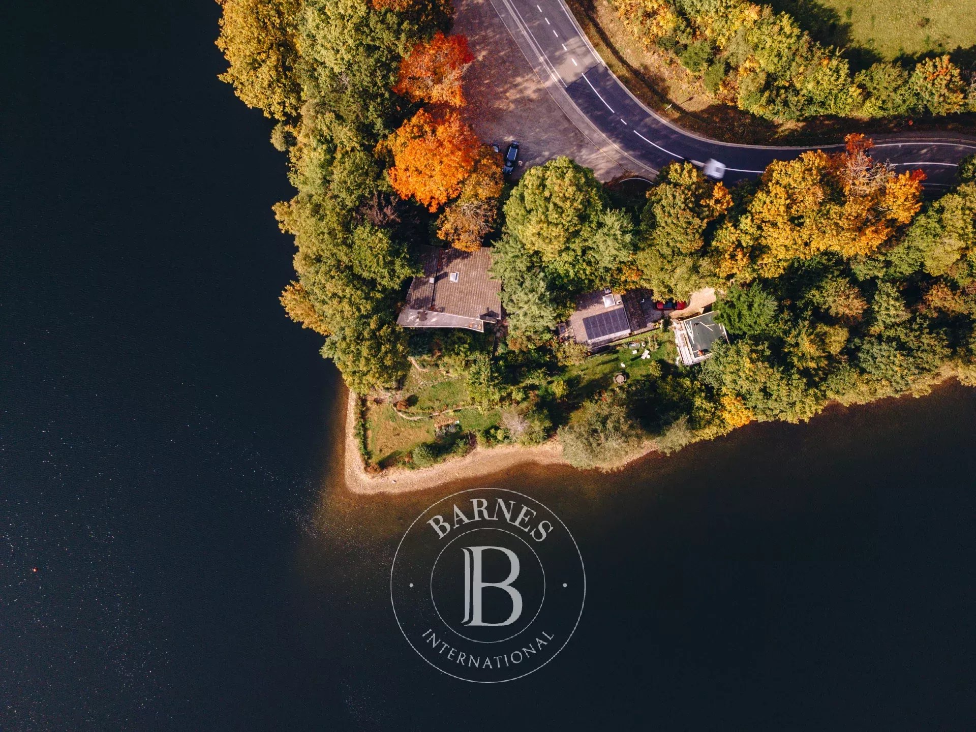 Jolie maison de caractère avec vue unique sur le lac de Robertville