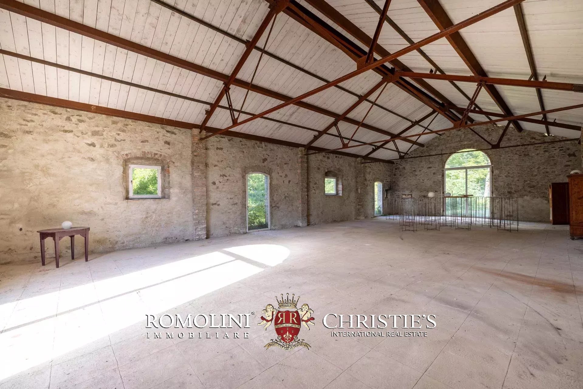 35 Bedroom Chateau's Image 89