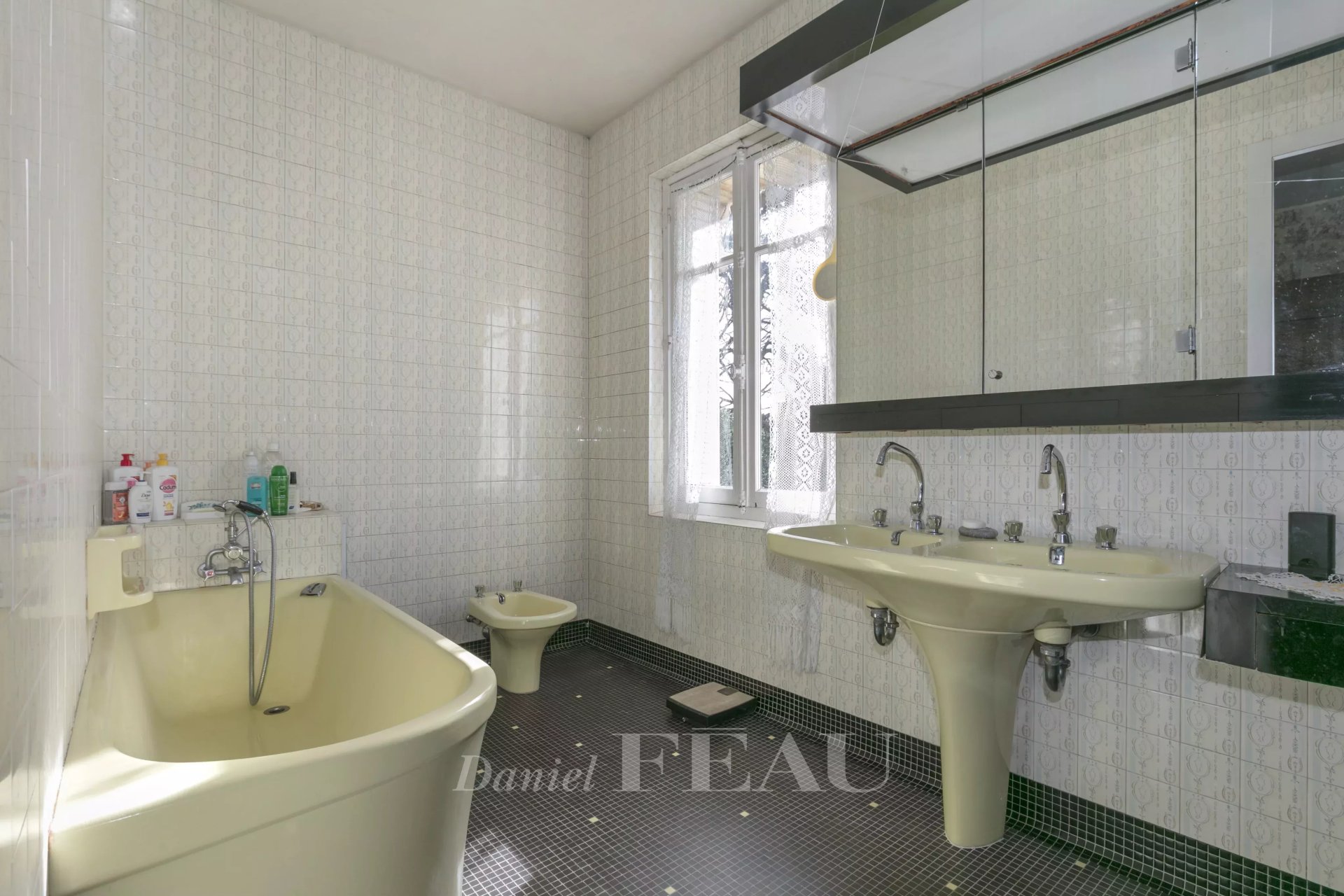 6 Bedroom Villa/Townhouse's Image 11