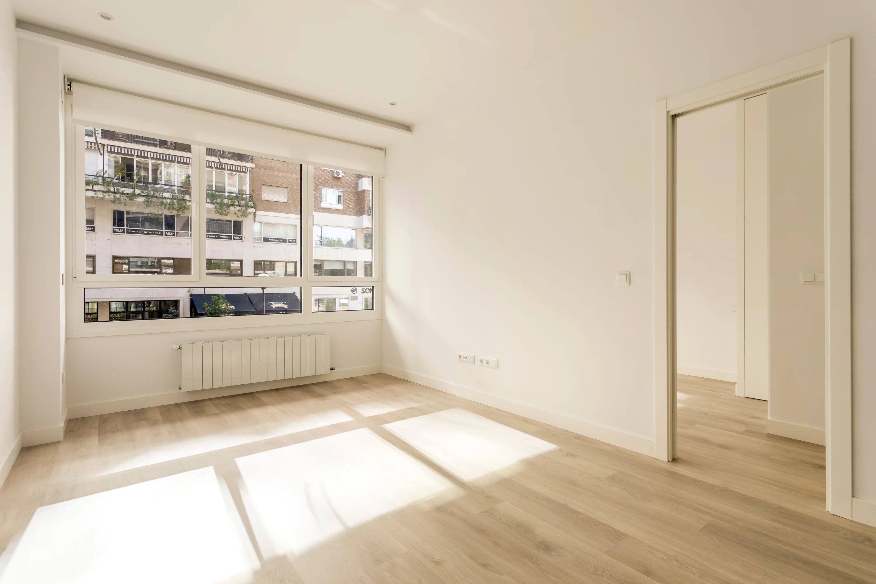 It's a new exclusive apartment on Paseo de la Castellana