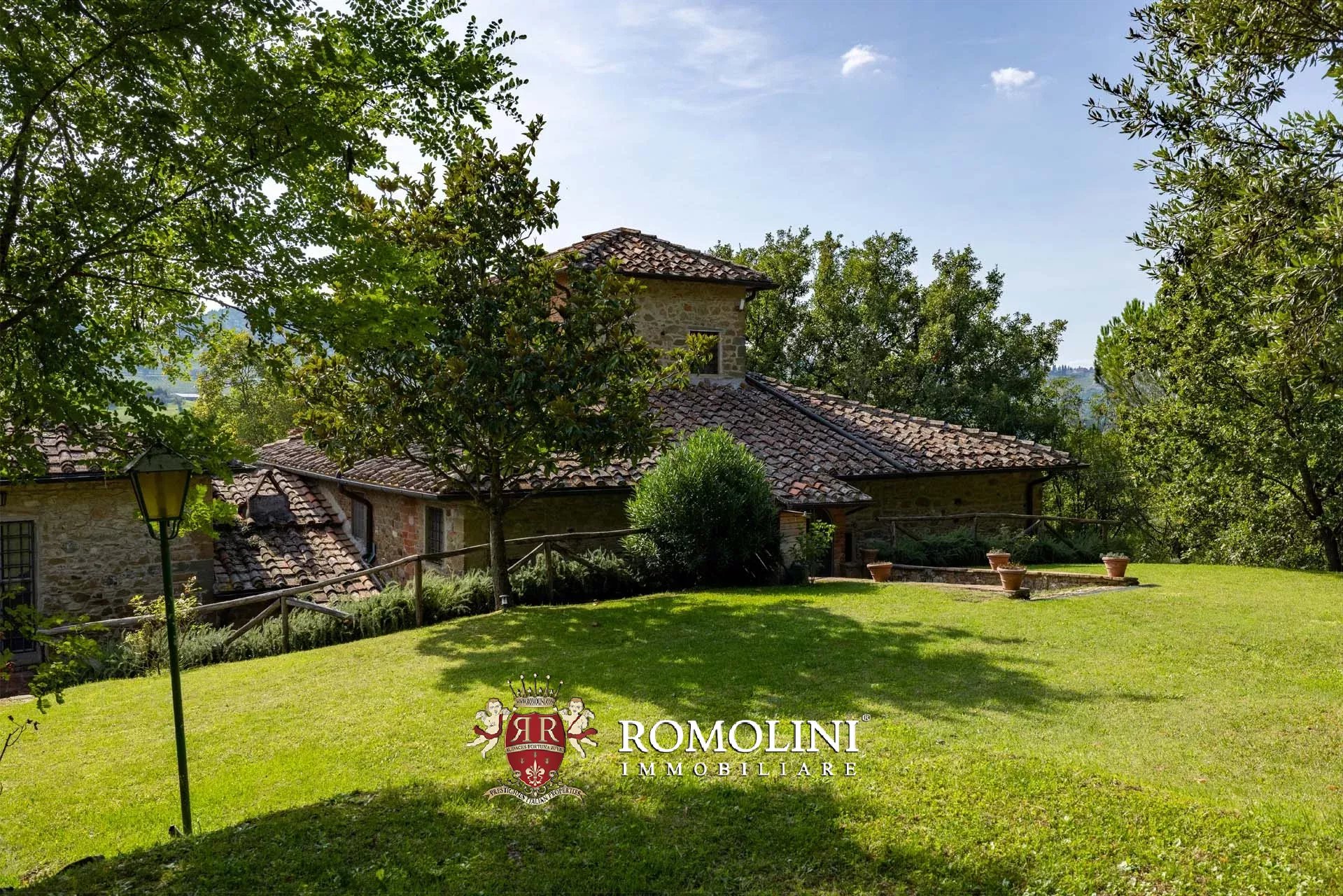5 Bedroom Vineyard's Image 14
