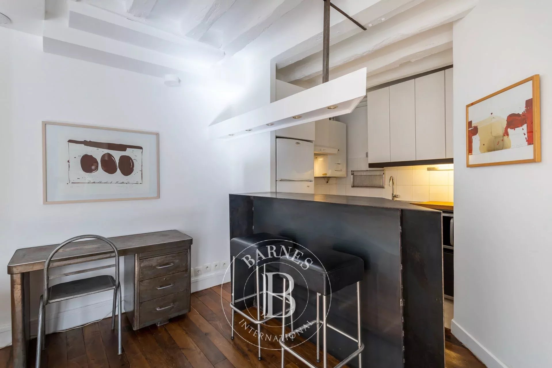 Daire Paris 3ème - picture 6