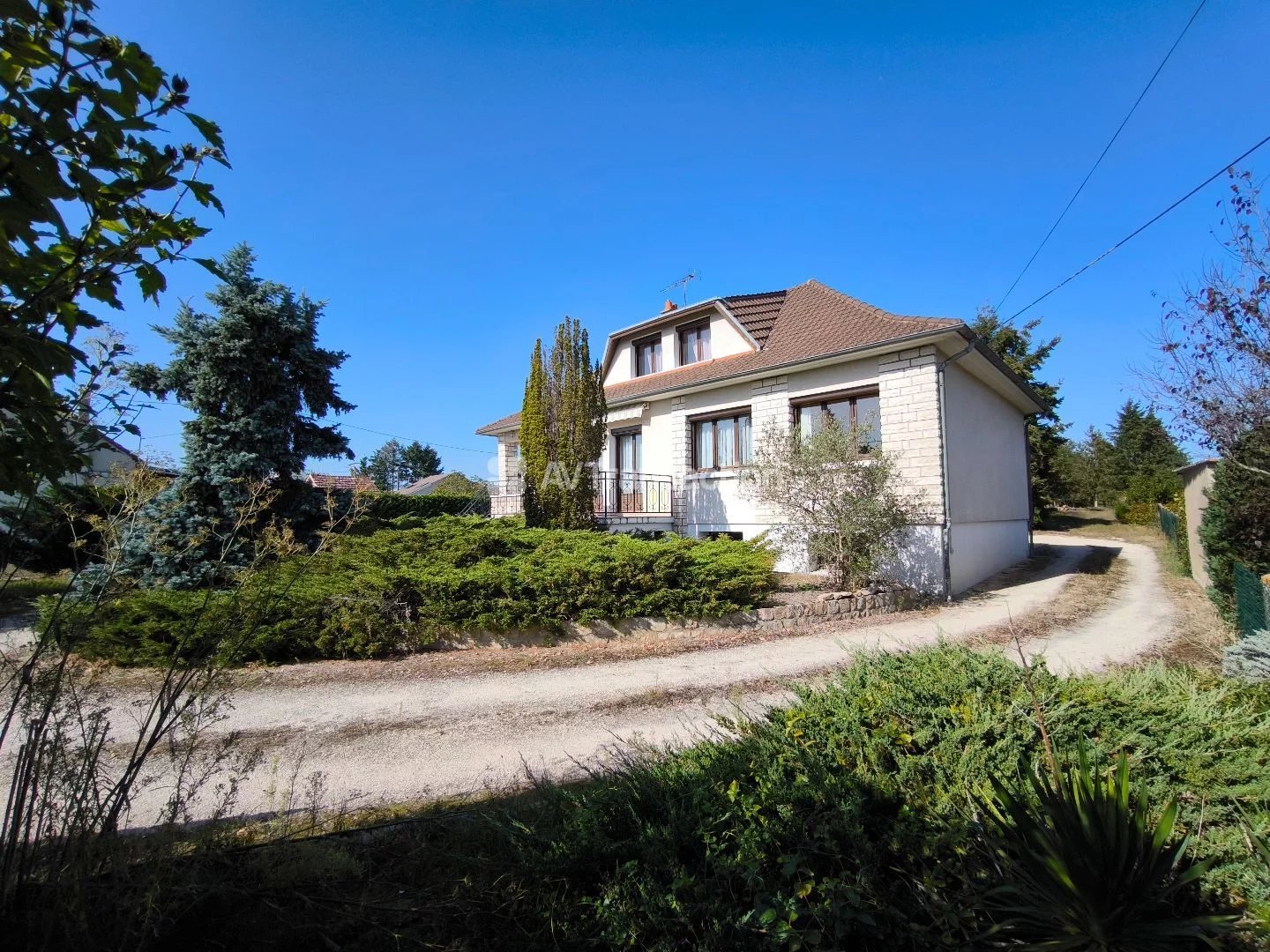 Maison 4 chambres sur 4346m² de terrain