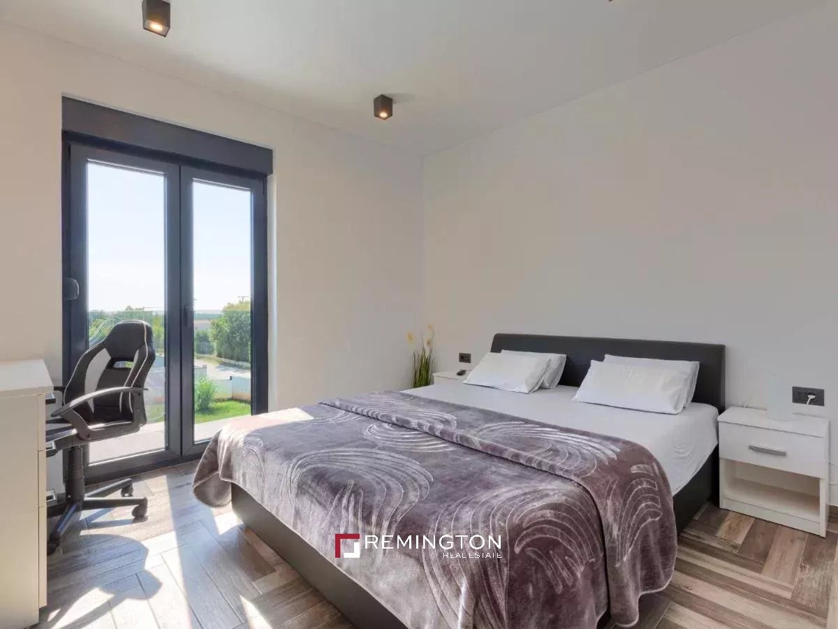 3 Bedroom Villa/Townhouse's Image 19