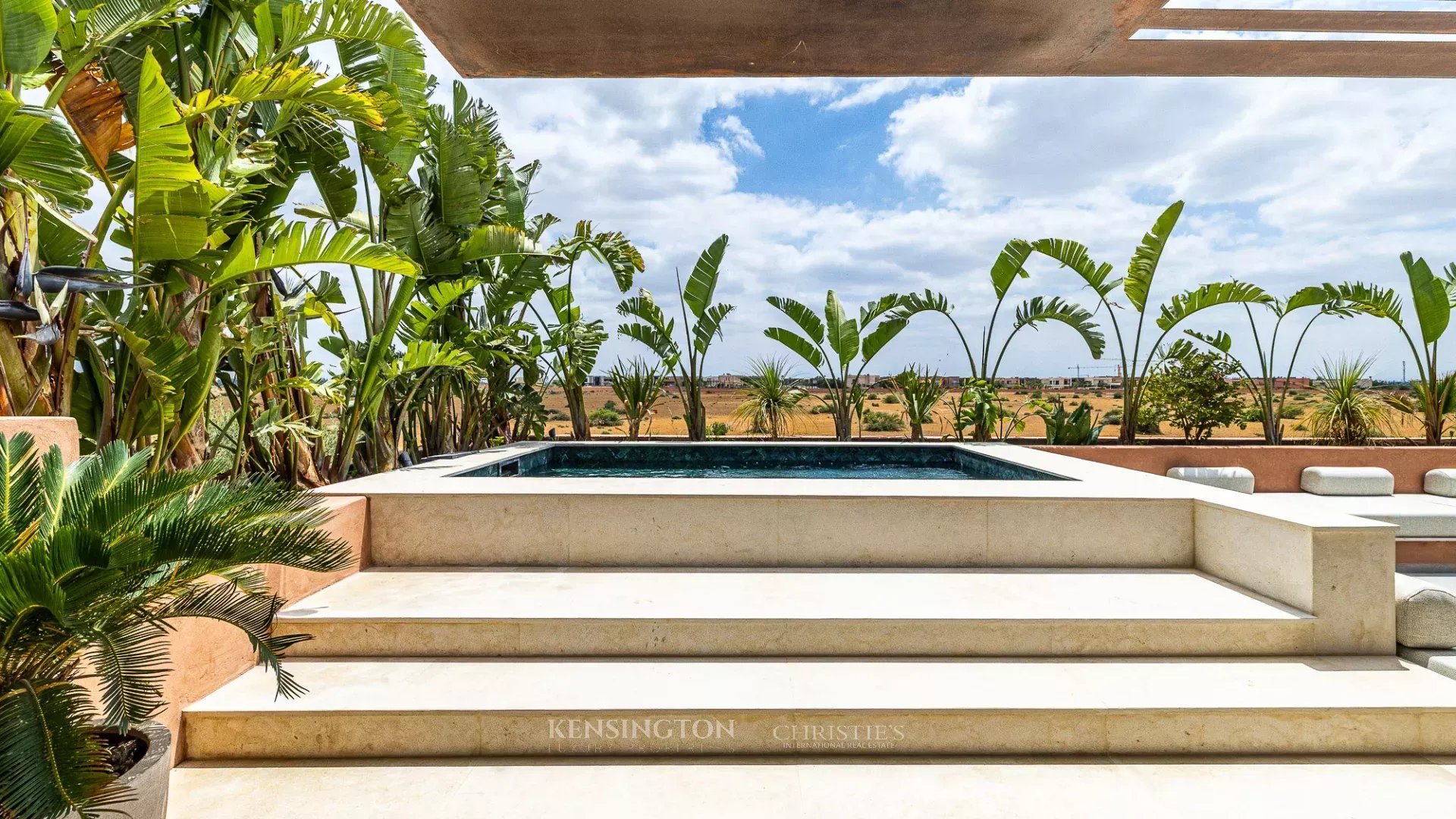 5 Bedroom Villa/Townhouse's Image 63
