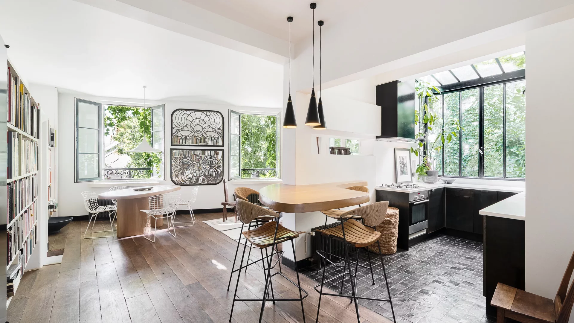 Paris 18e - PLACE JEAN-BAPTISTE CLÉMENT