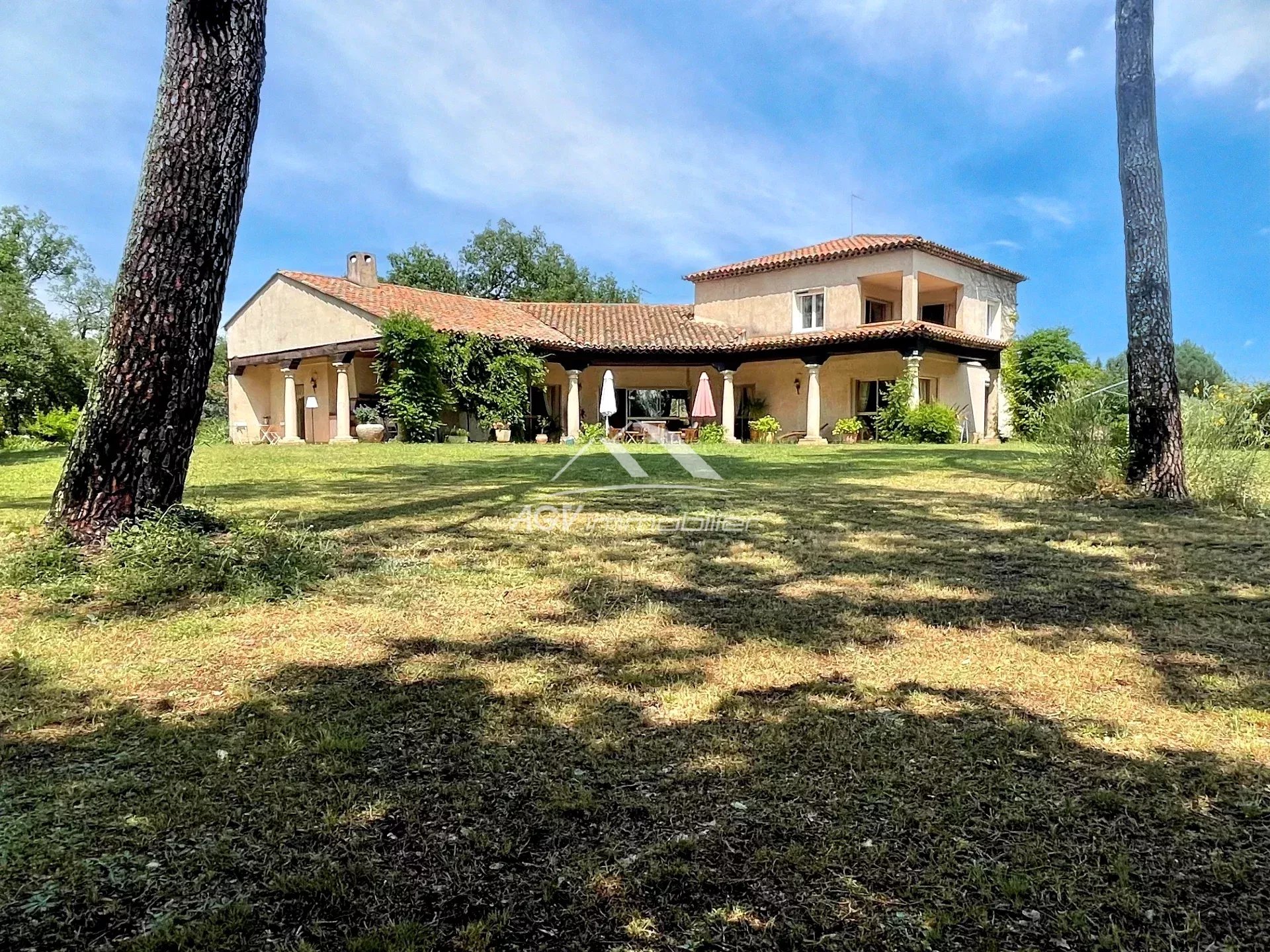 Agence immobilière de AGV IMMOBILIER
