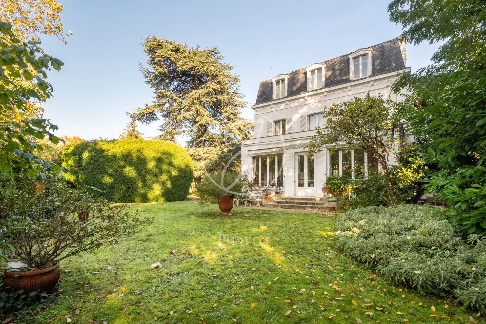 Le Vésinet - SUD - Maison à vendre - 200m² - Terrain de 1200m².