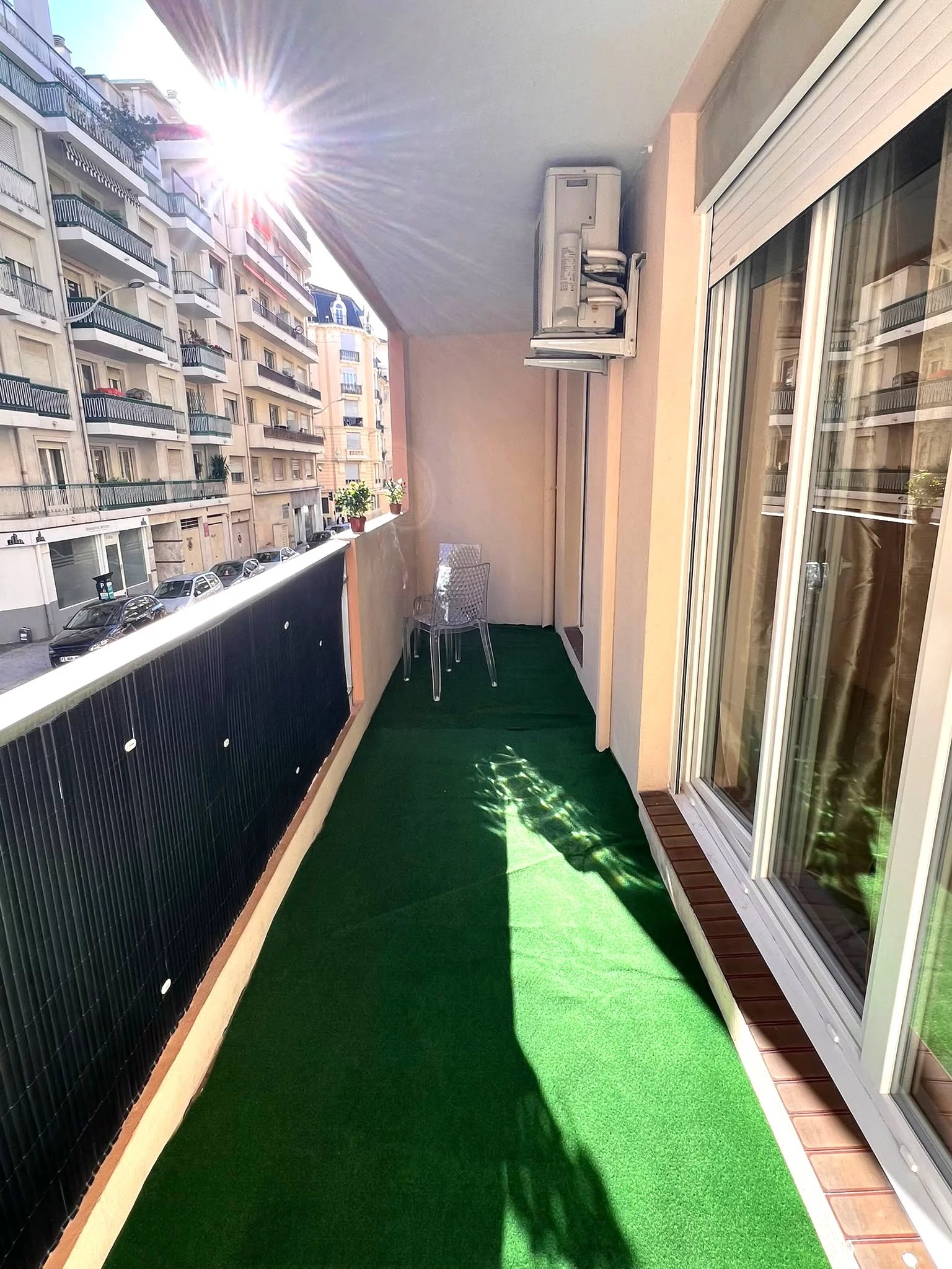 Charmant 2 pièces rénové – Cœur vivant de Nice — photo 2