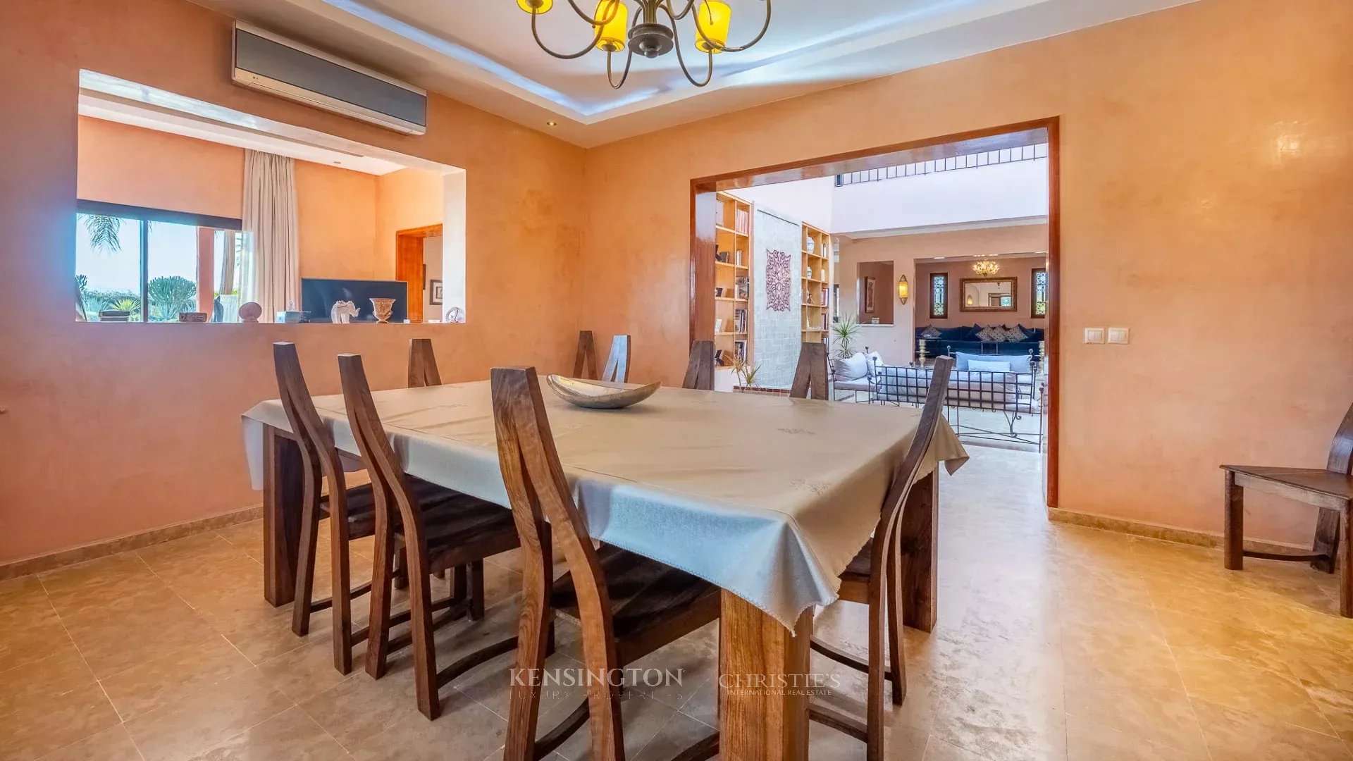 5 Bedroom Villa/Townhouse's Image 5