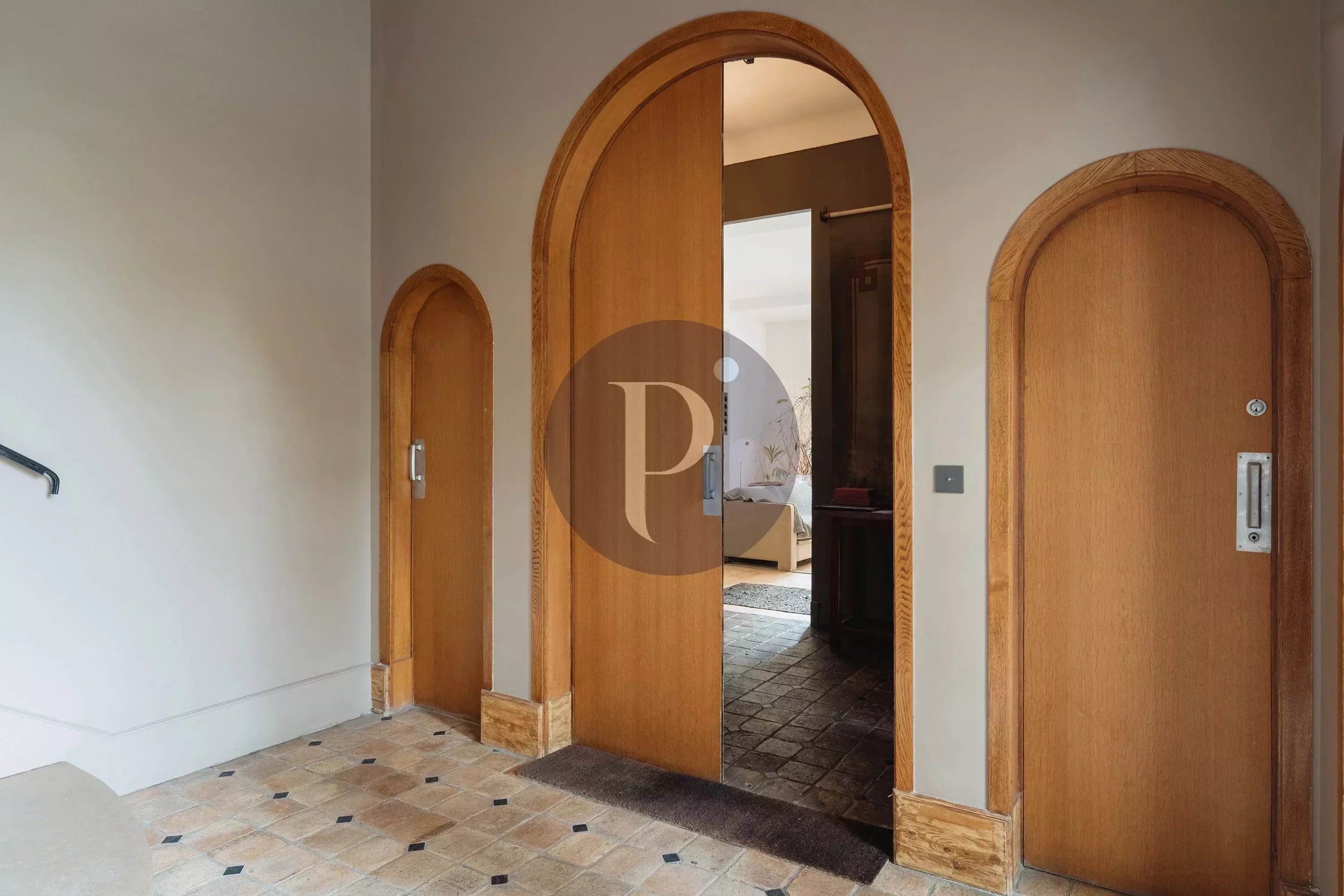 vente-maison-8-pieces-sceaux-86736872