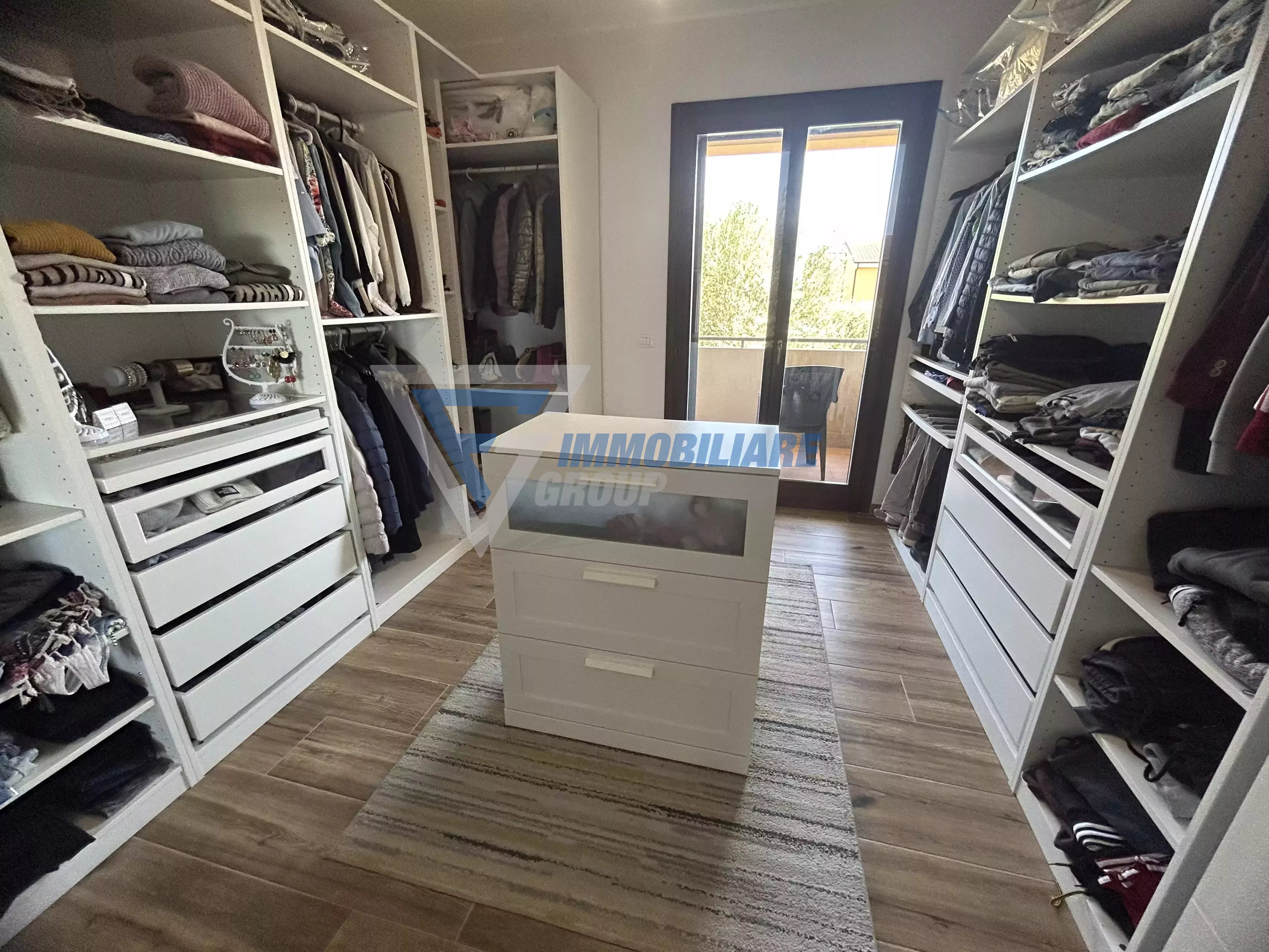 Splendida Villa Bifamiliare in Zona Pizzuta