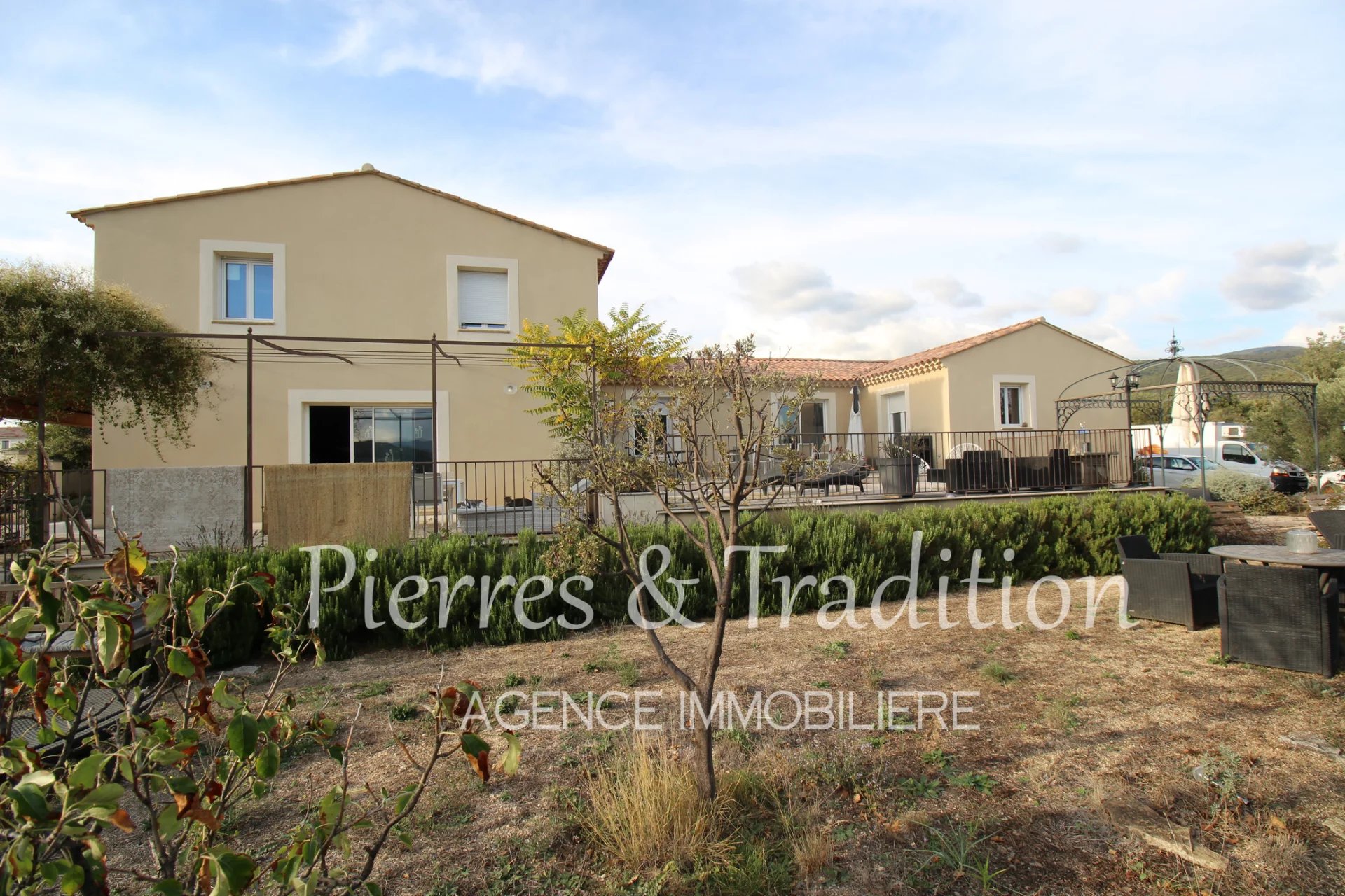 Agence immobilière de Pierres et Tradition en Luberon Apt