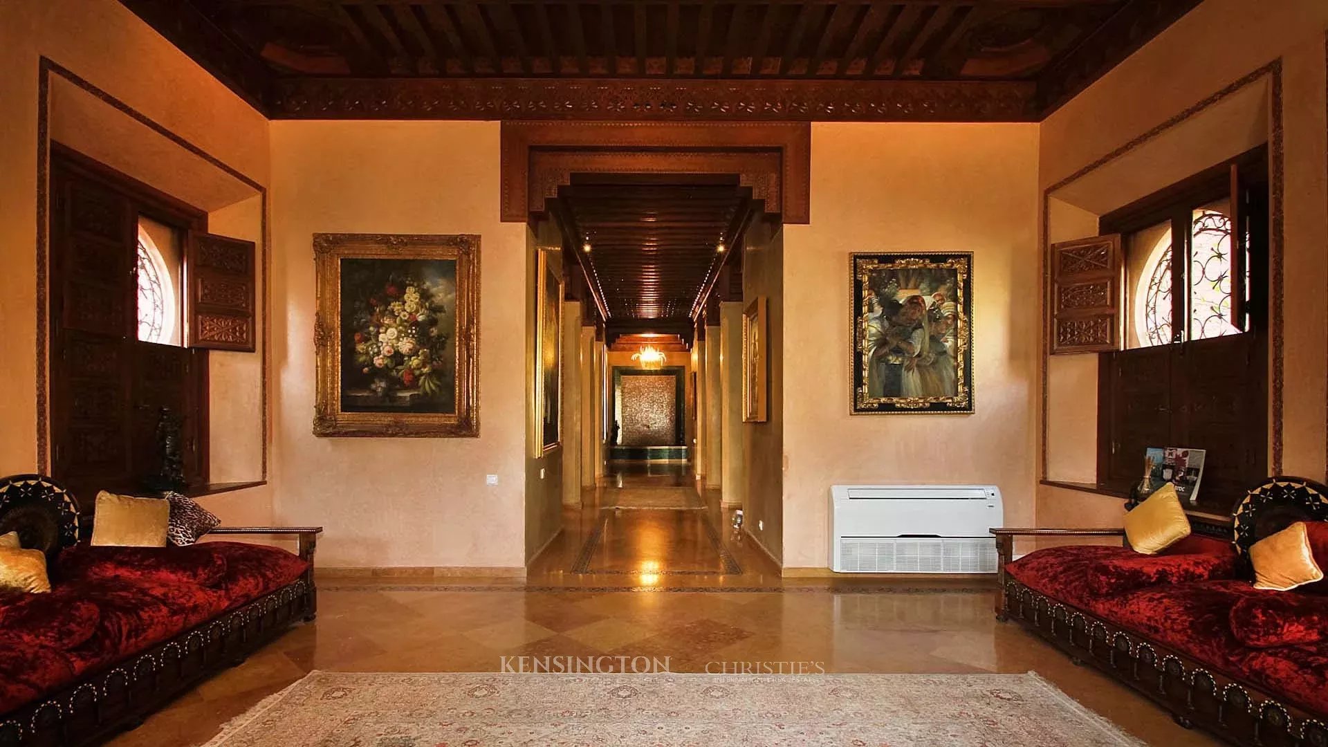 5 Bedroom Villa/Townhouse's Image 8