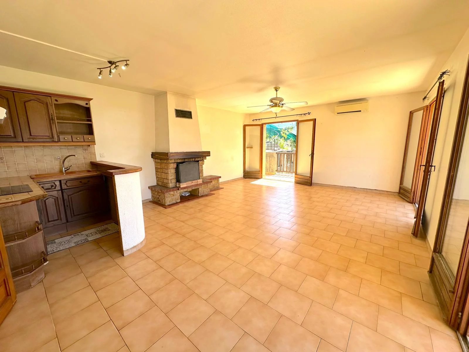 VILLA MENTON CASTELLAR