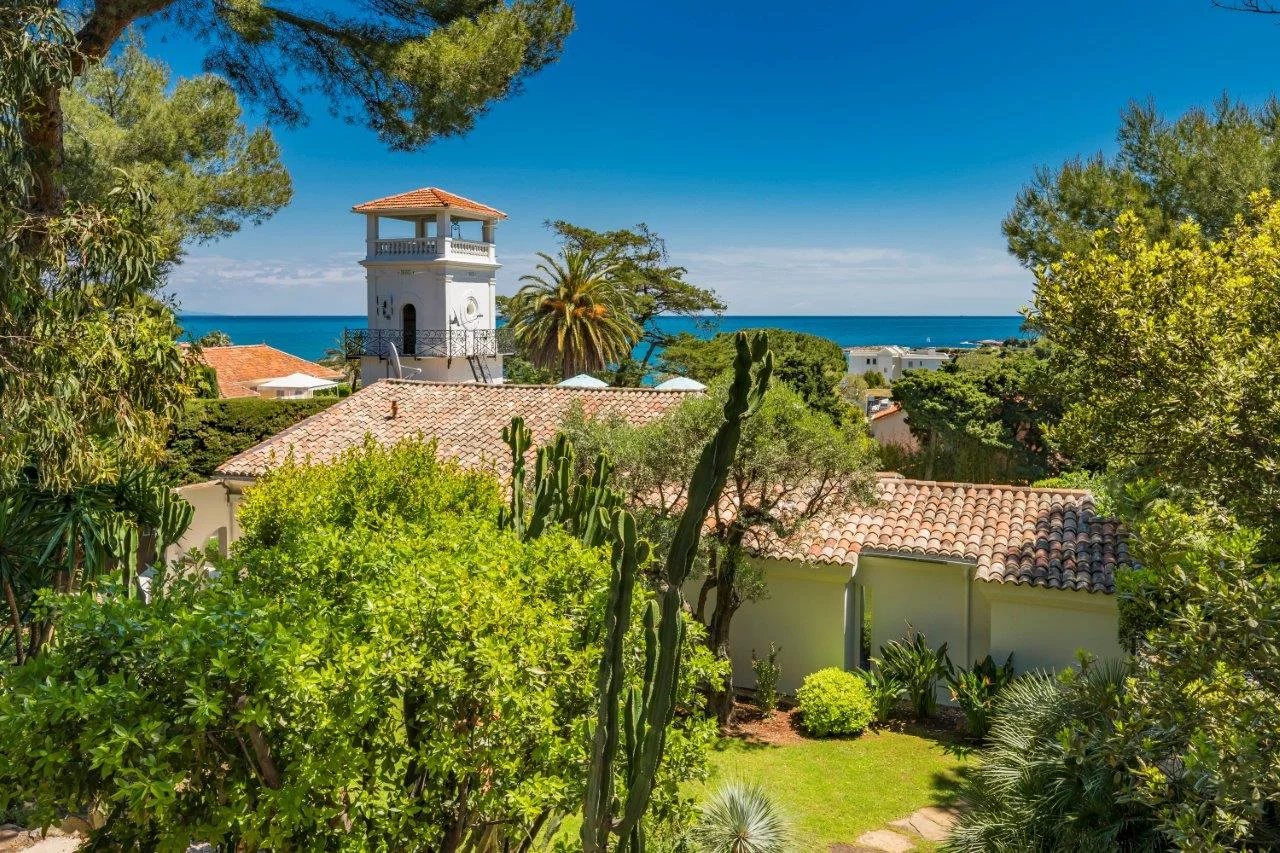 Villa Bourgeoise proche plages Cap d'Antibes