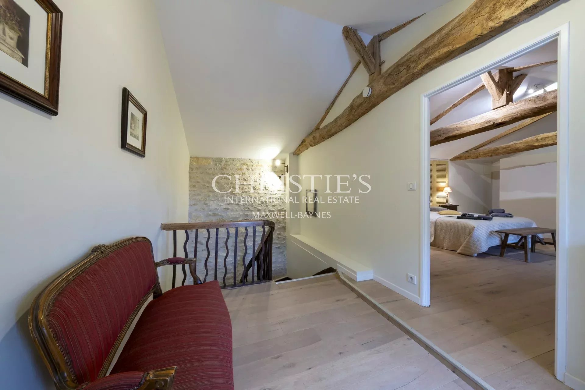 6 Bedroom Villa/Townhouse's Image 27