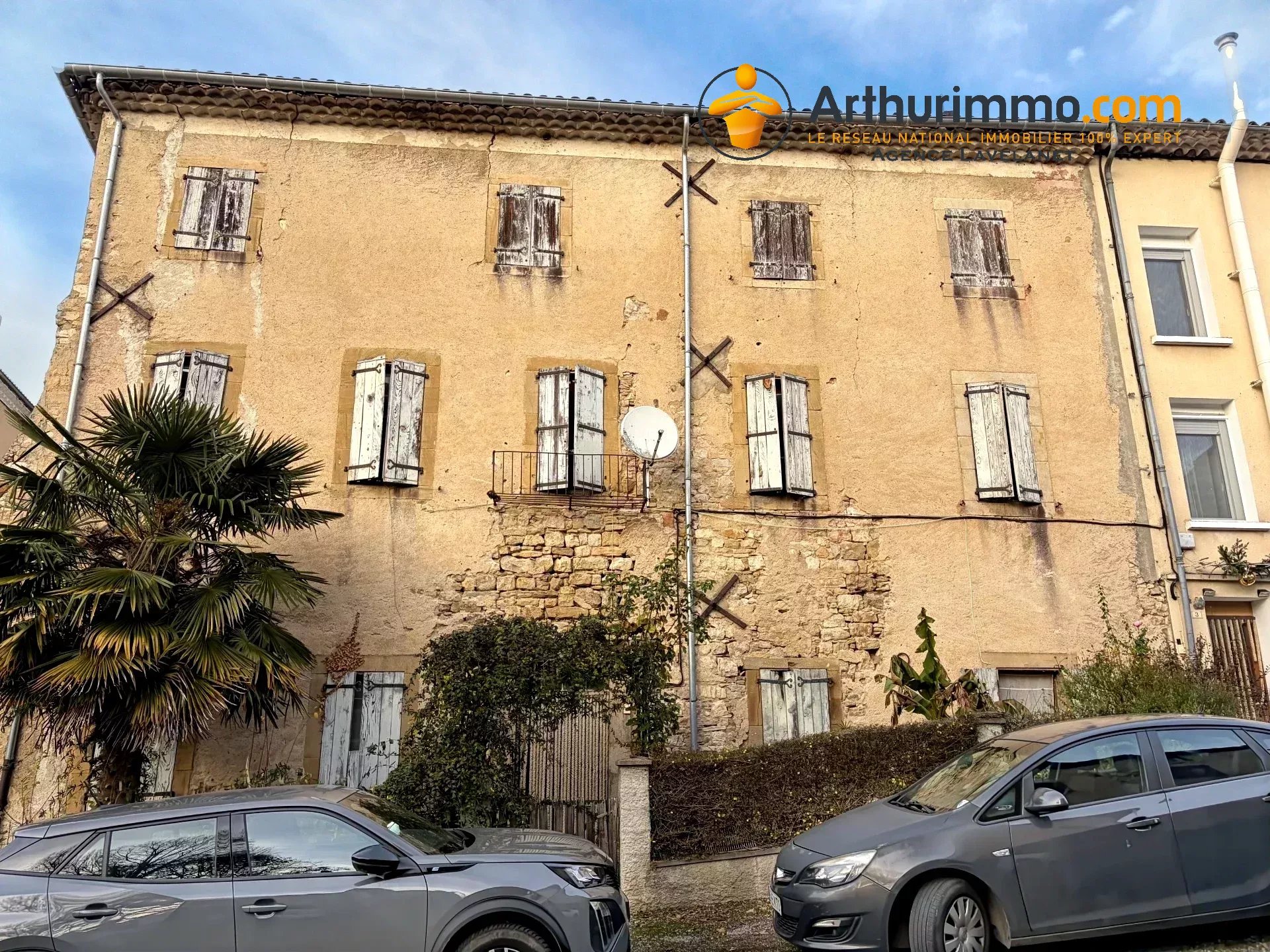 Agence immobilière de 