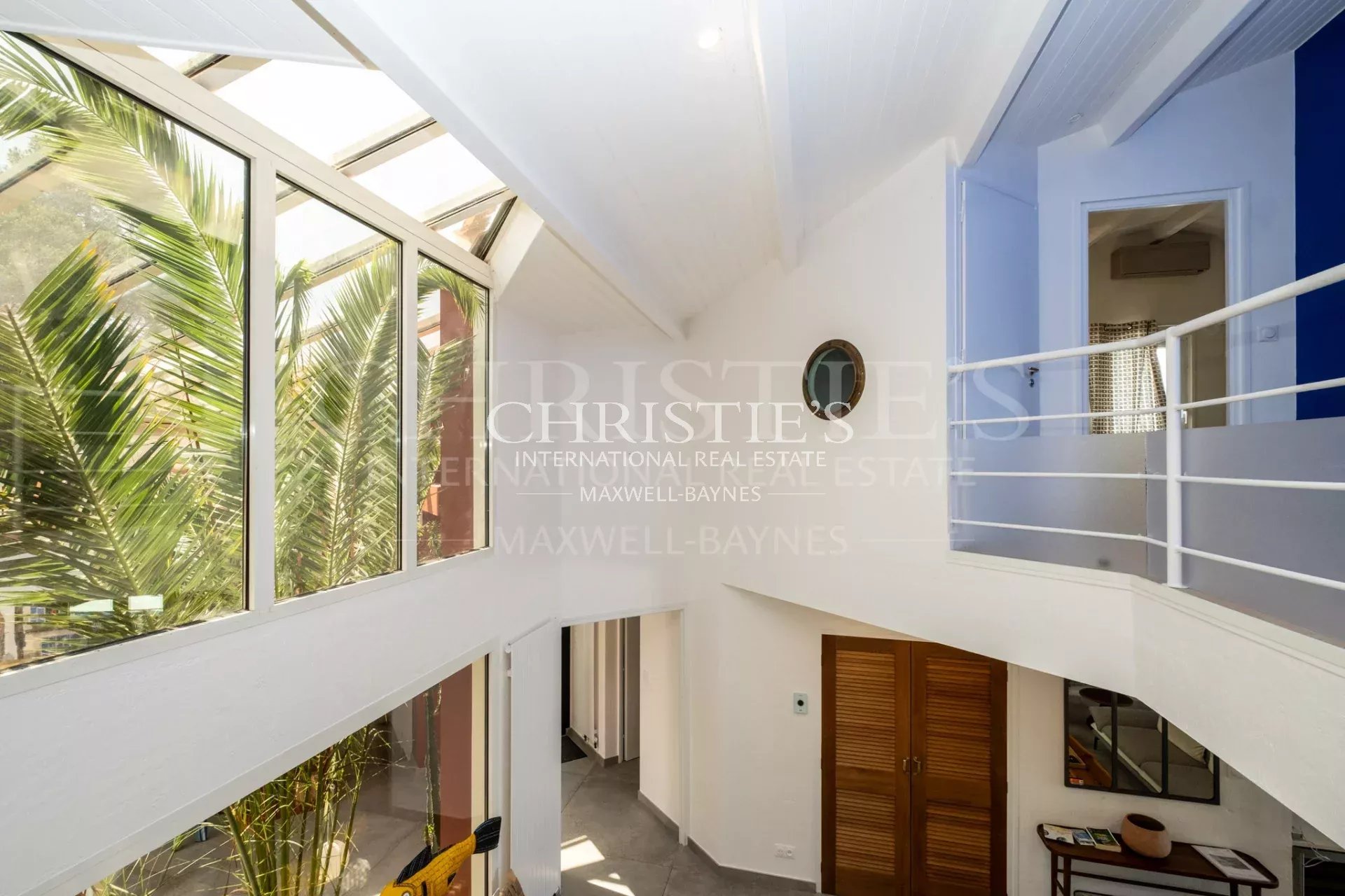 4 Bedroom Villa/Townhouse's Image 7