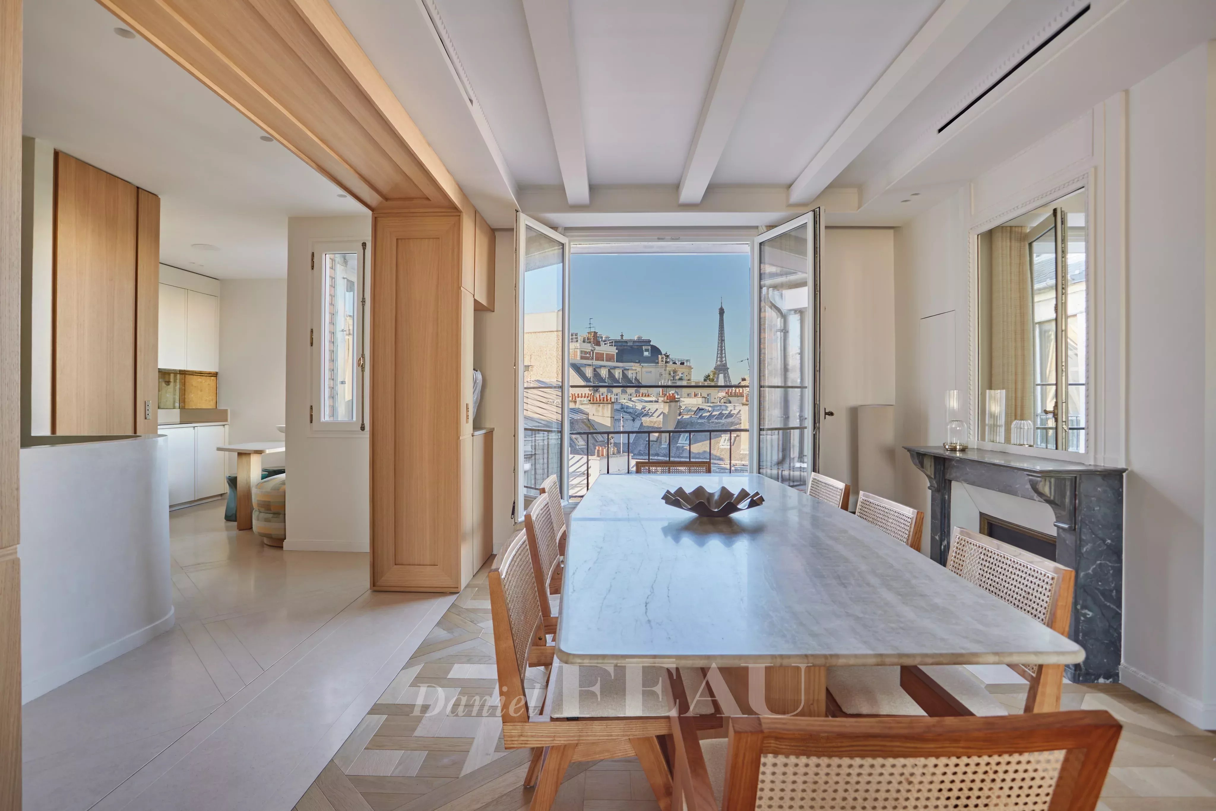 Paris 8th District – An exceptional apartment with balconies