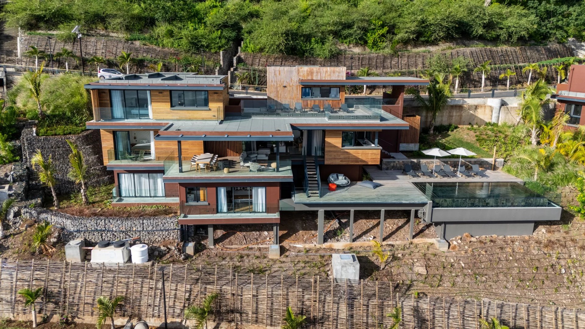 Tripleks Rivière Noire