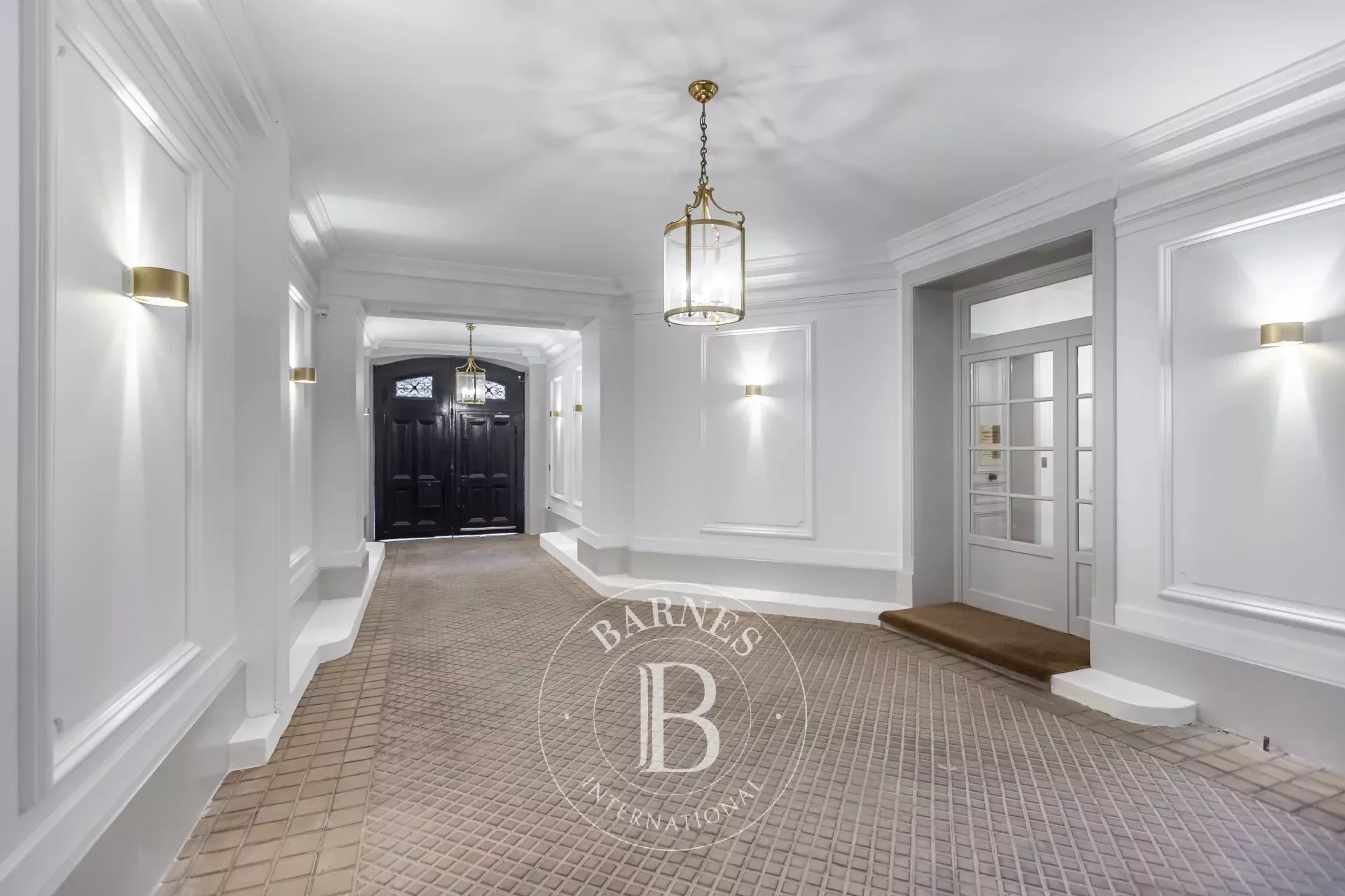 Daire Paris 8ème - picture 18