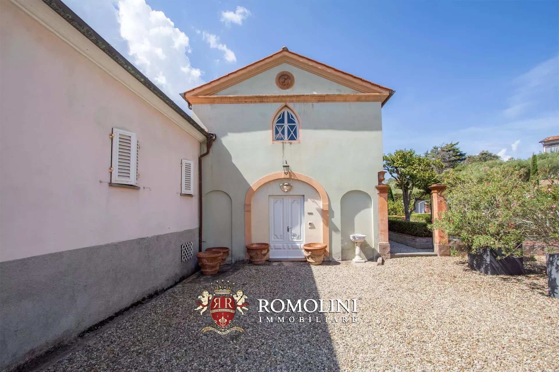 12 Bedroom Villa/Townhouse's Image 27
