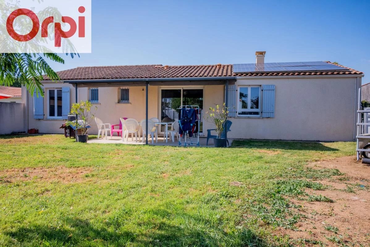 Maison À Vendre - 97 m2 / Saint-Hippolyte