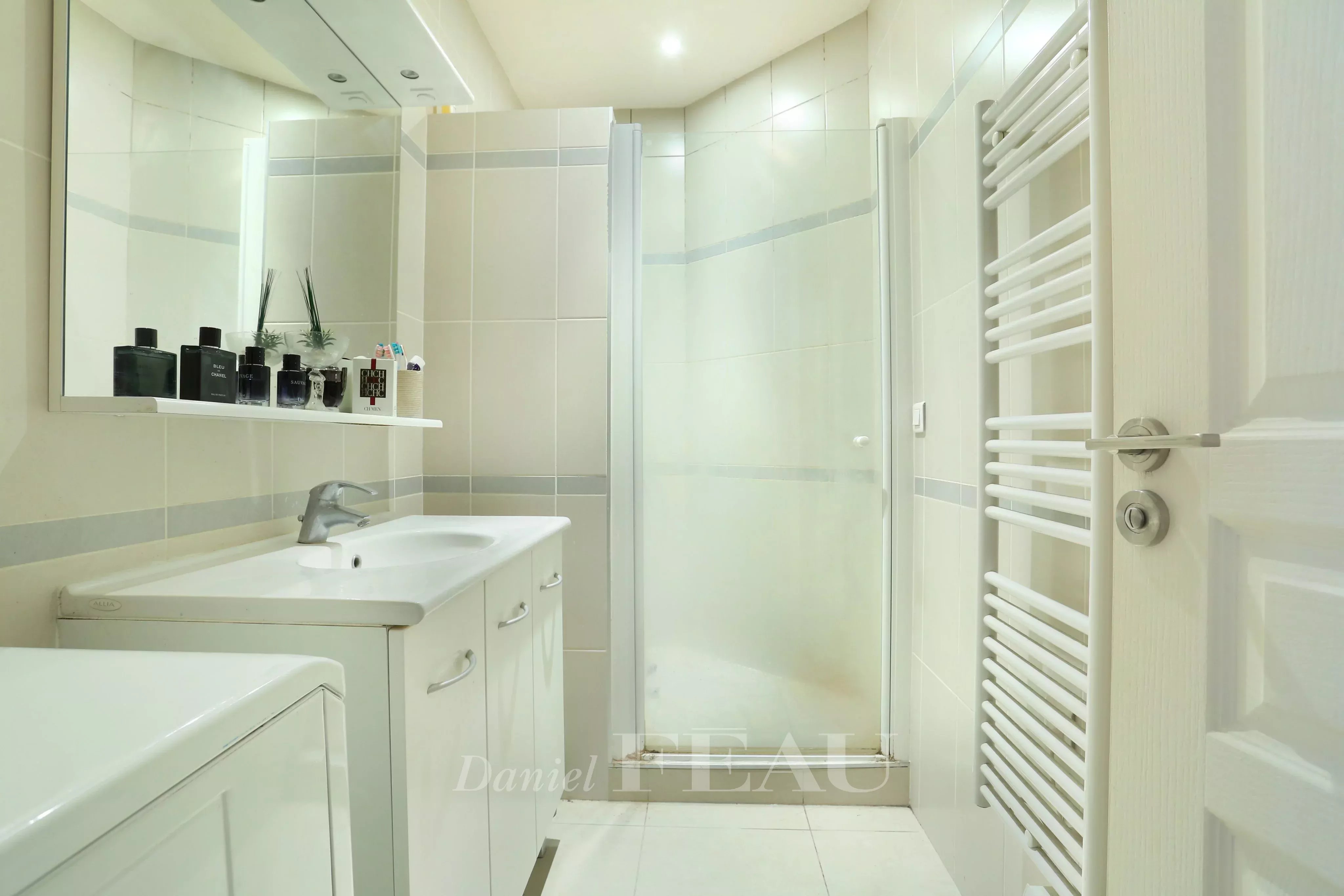 Bathroom Tile